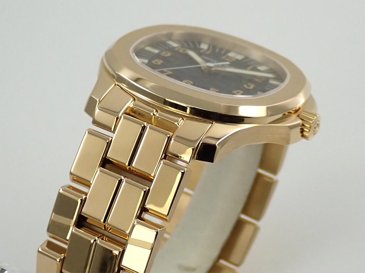 パテックフィリップ アクアノート ラージ Ref.5065/1J イエローゴールド ブラック文字盤 - Image 6