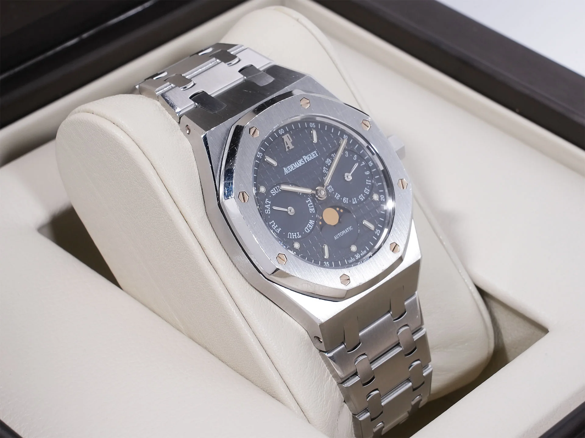 オーデマピゲ ロイヤルオーク デイデイト ムーンフェイズ Ref.25594ST.OO.0789ST.05 ステンレススチール ブルー文字盤 中古 9dtnwyjp - Image 5