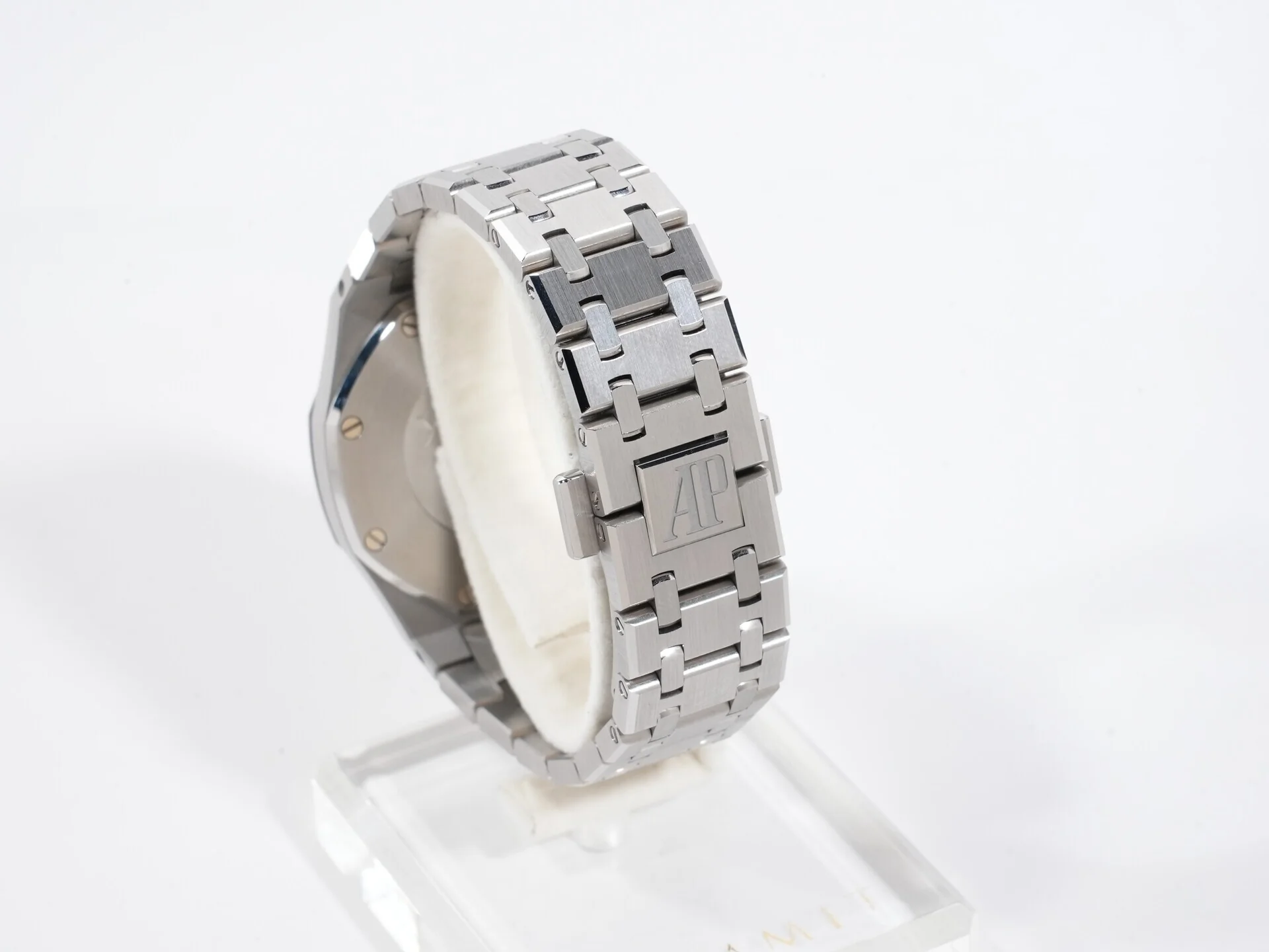 オーデマピゲ ロイヤルオーク クォーツ Ref.67651ST.ZZ.1261ST.01 ステンレススチール シルバー文字盤 美品 9dtygoxj - Image 7