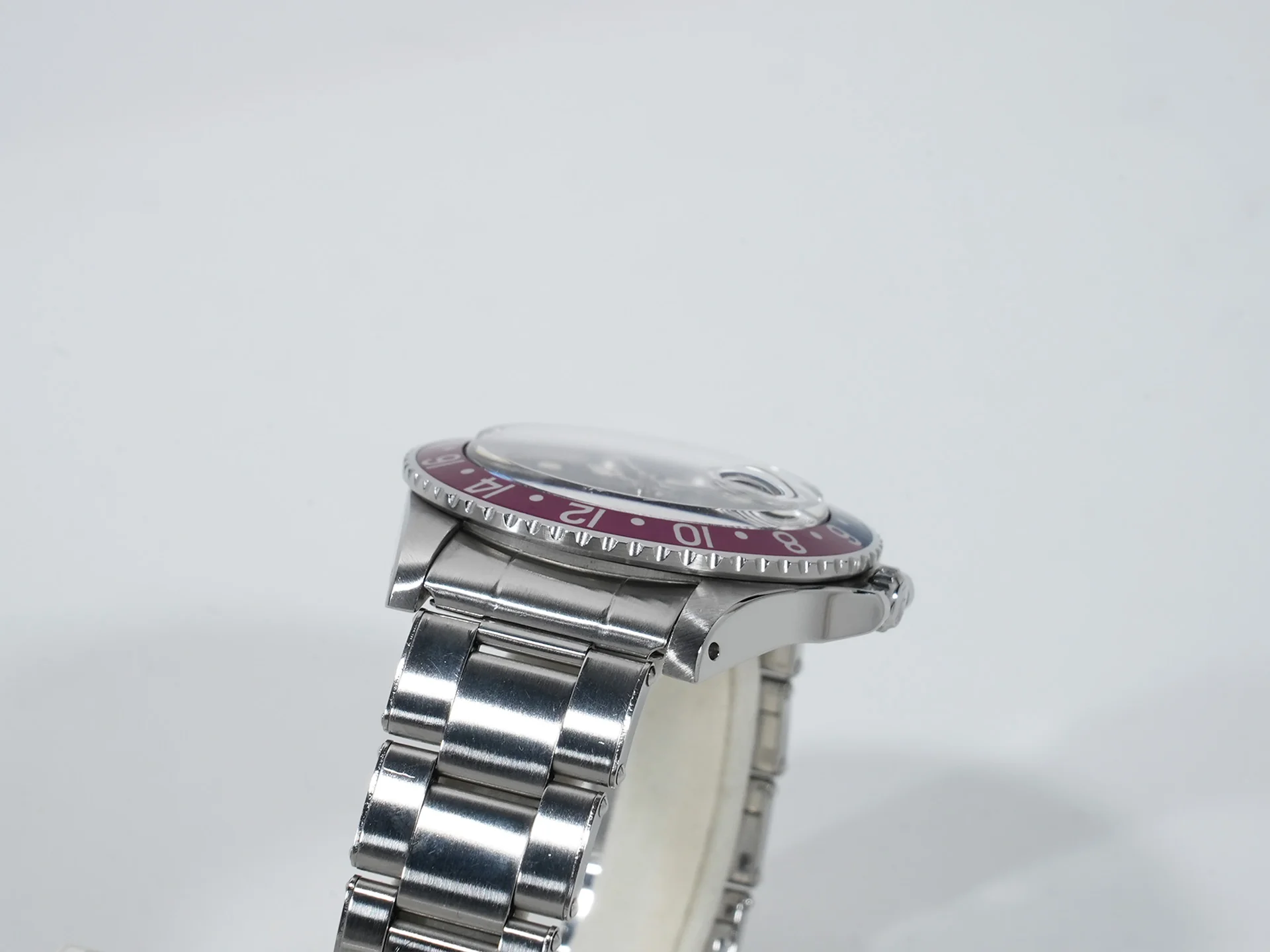 ロレックス GMTマスター Ref.1675 ステンレススチール ブラック文字盤 オイスターブレスレット 中古 9kz8c82k - Image 6