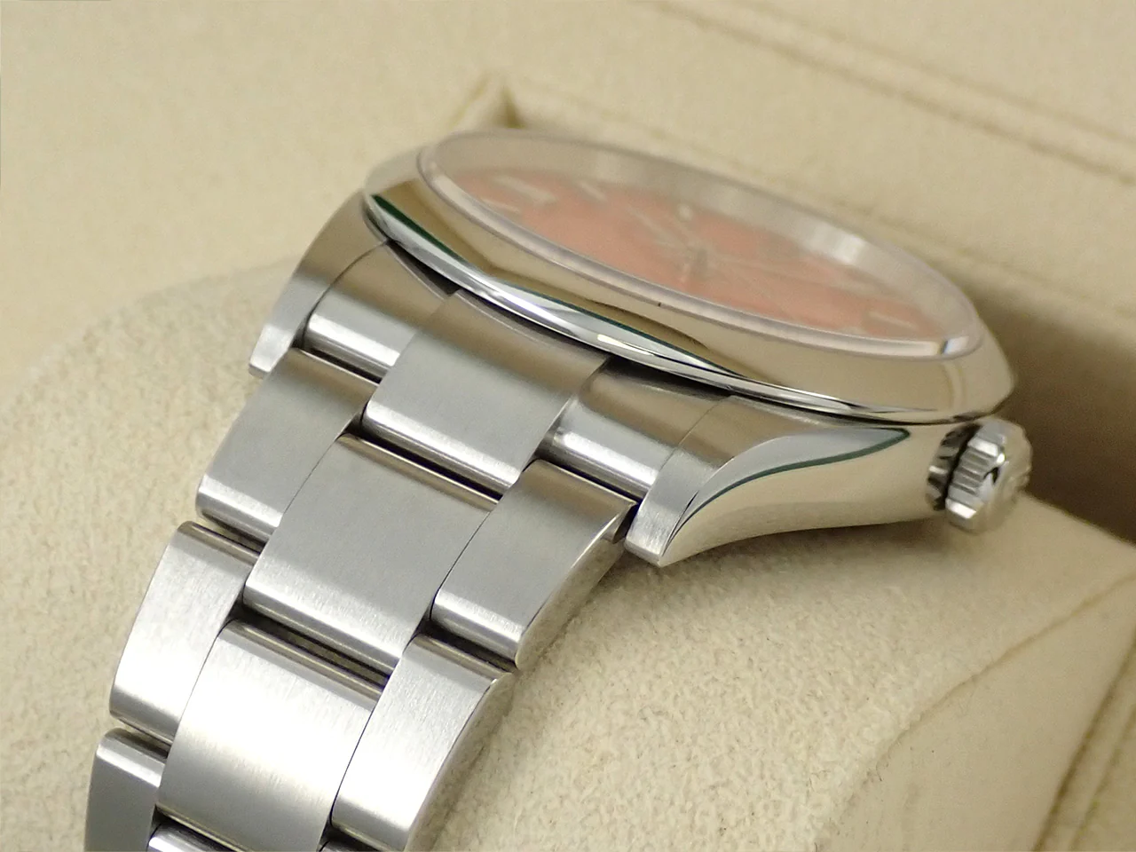 ロレックス オイスターパーペチュアル36 Ref.126000 ステンレススチール コーラルレッド文字盤 - Image 6