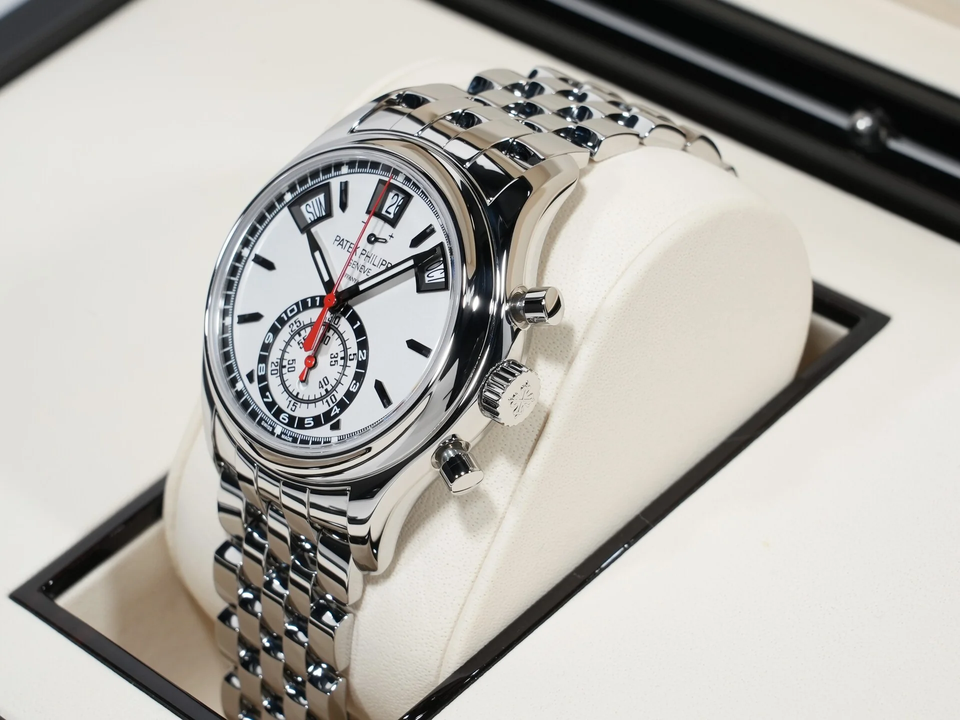 パテックフィリップ アニュアルカレンダー クロノグラフ TIFFANY&CO. Ref.5960/1A-001 ステンレススチール シルバー文字盤 美品 a9ee7ywt - Image 4