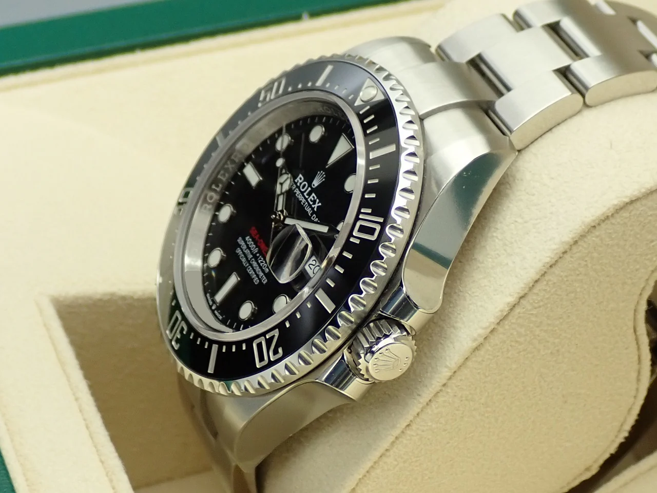 ロレックス シードゥエラー Ref.126600 ステンレススチール ブラック文字盤 - Image 4