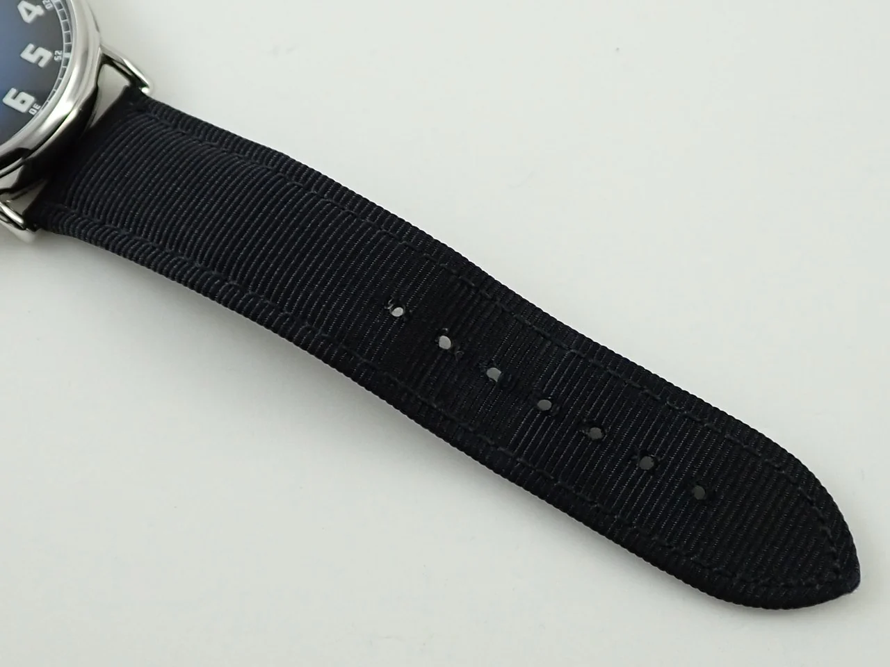 H.モーザー ヘリテージ センターセコンド Ref.8200-1201 ファンキーブルー フュメ文字盤 美中古 CC00M723 - Image 10