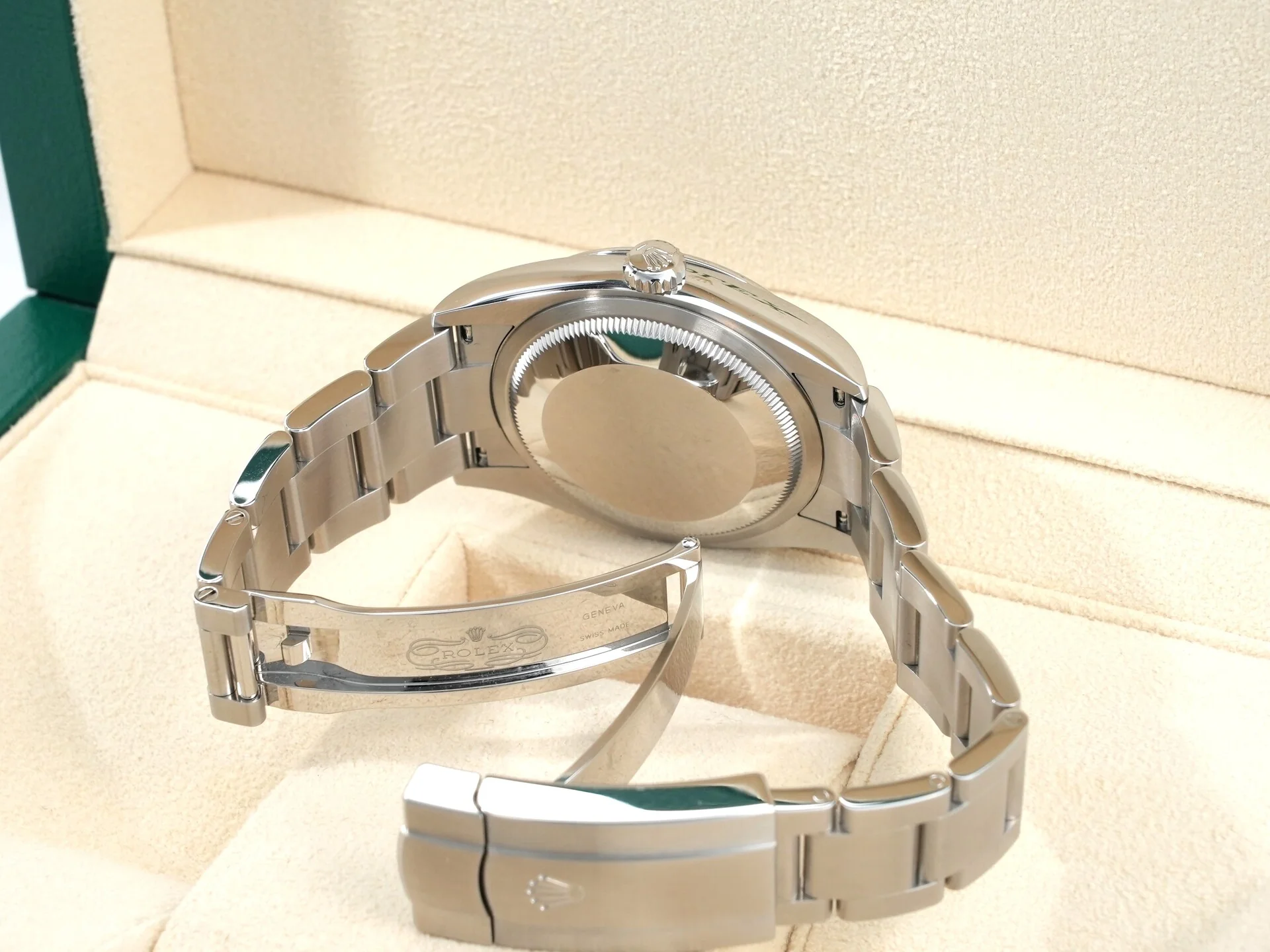 ロレックス オイスターパーペチュアル36 Ref.126000 ステンレススチール グリーン文字盤 - Image 8