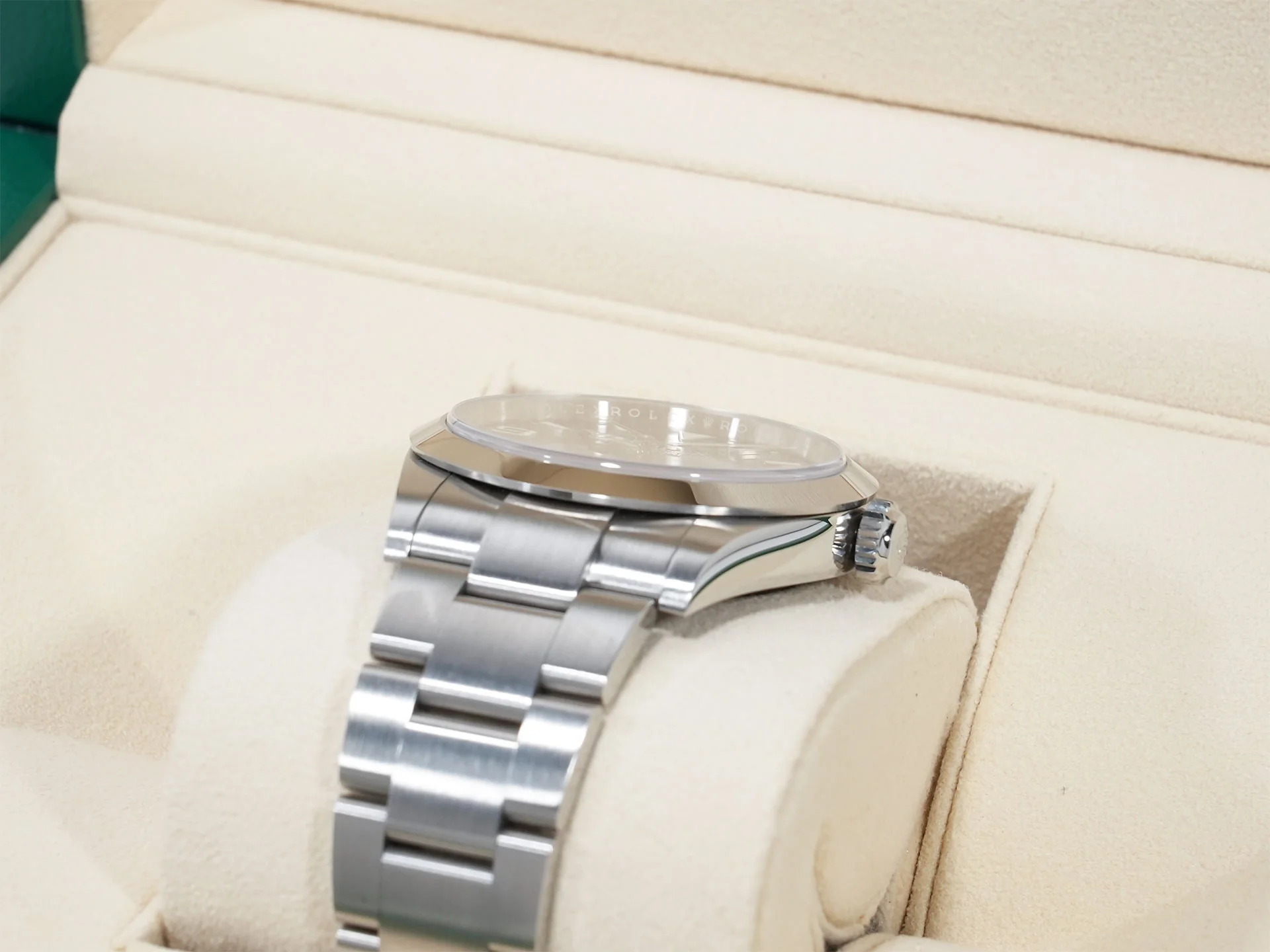 ロレックス エクスプローラー40 Ref.224270 ステンレススチール ブラック文字盤 オイスターブレスレット 中古 ceb52jy2 - Image 6