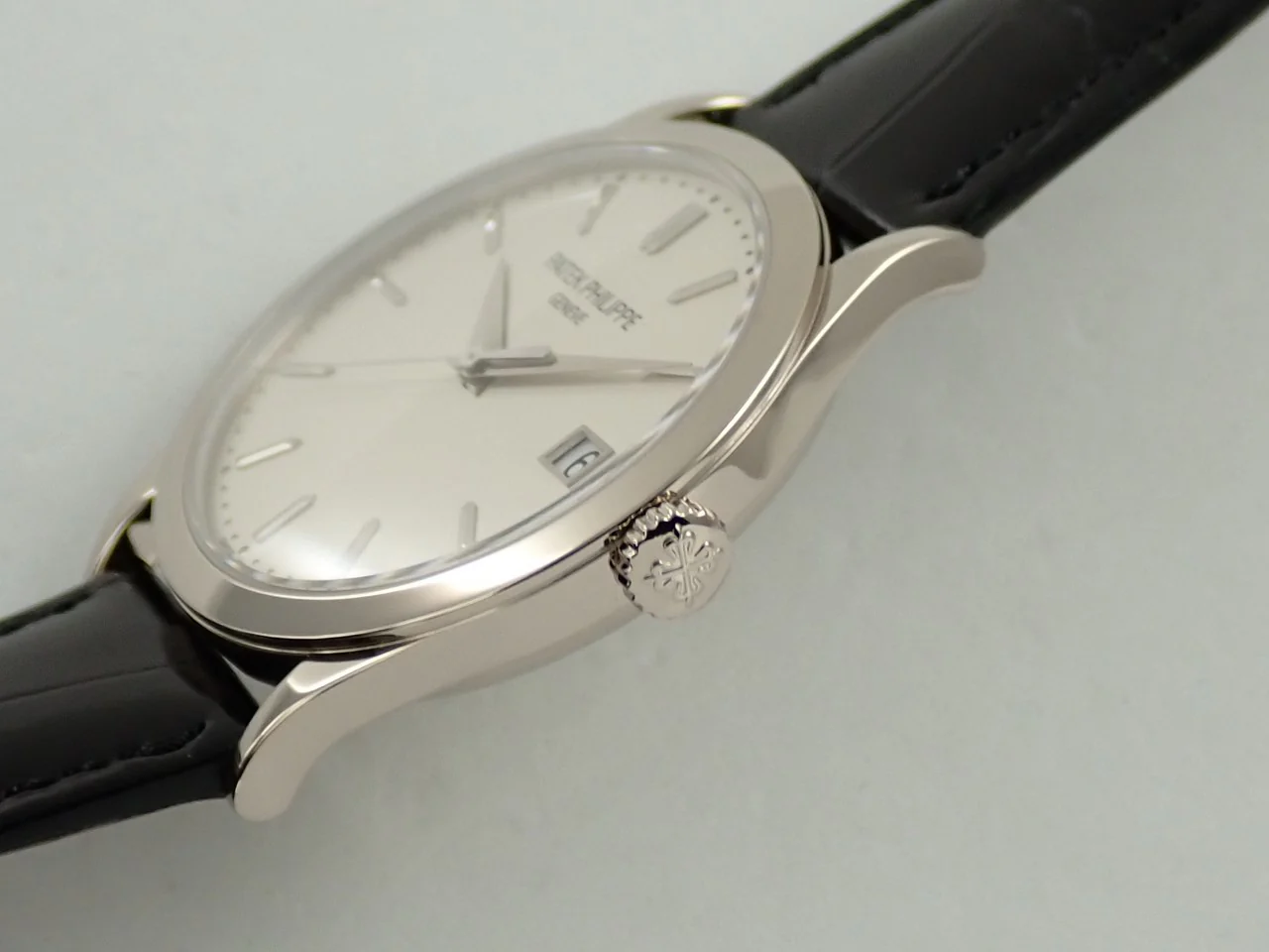 パテックフィリップ カラトラバ Ref.5296G-010 ホワイトゴールド シルバー文字盤 - Image 4