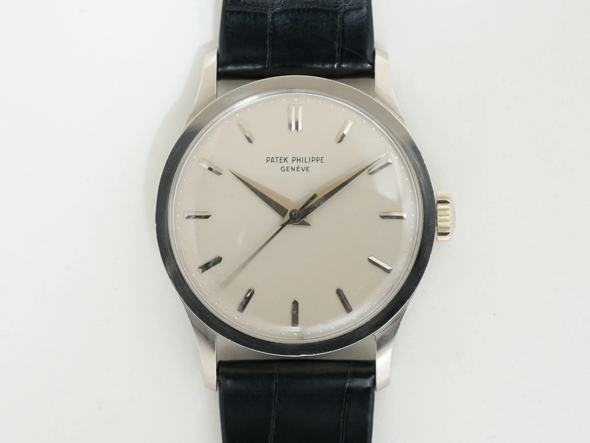 パテックフィリップ カラトラバ Ref.570 ホワイトゴールド シルバー文字盤 中古 e3bqmtw6 - Image 2