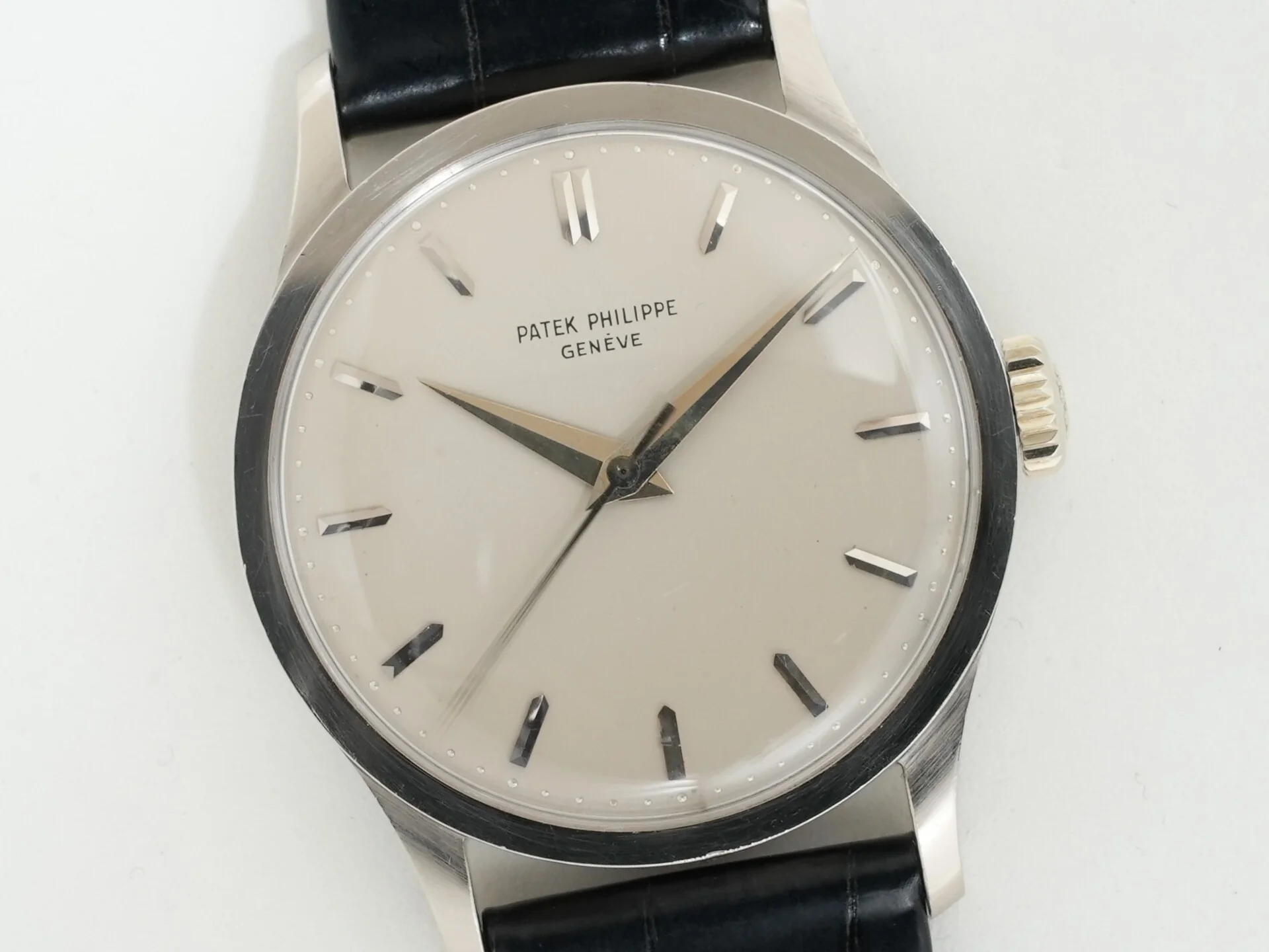 パテックフィリップ カラトラバ Ref.570 ホワイトゴールド シルバー文字盤 中古 e3bqmtw6 - Image 3
