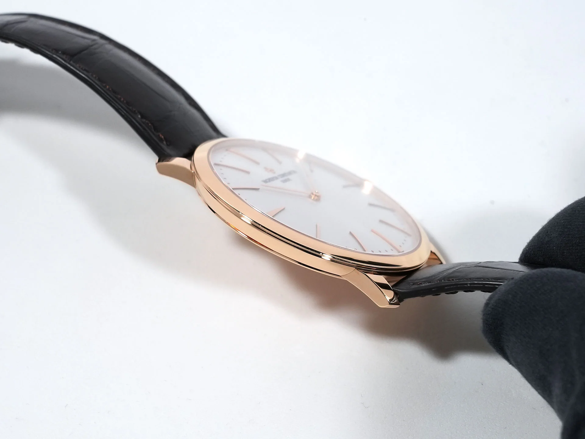 ヴァシュロンコンスタンタン パトリモニー マニュアルワインディング Ref.81180/000R-9159 ピンクゴールド シルバー文字盤 中古 ecxwm2y7 - Image 5