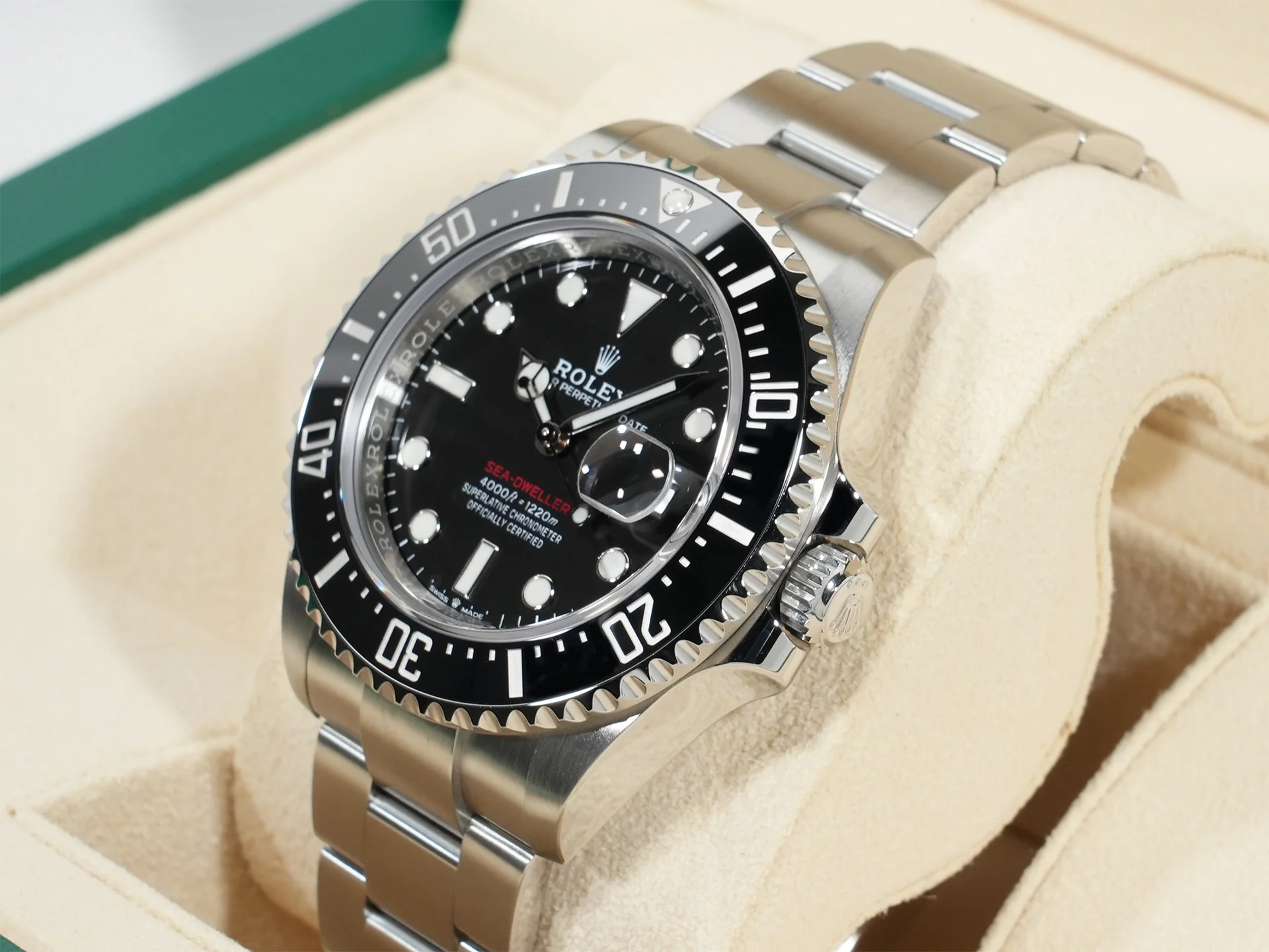 ロレックス シードゥエラー Ref.126600 ステンレススチール ブラック文字盤 美品 eyhwipxw - Image 4