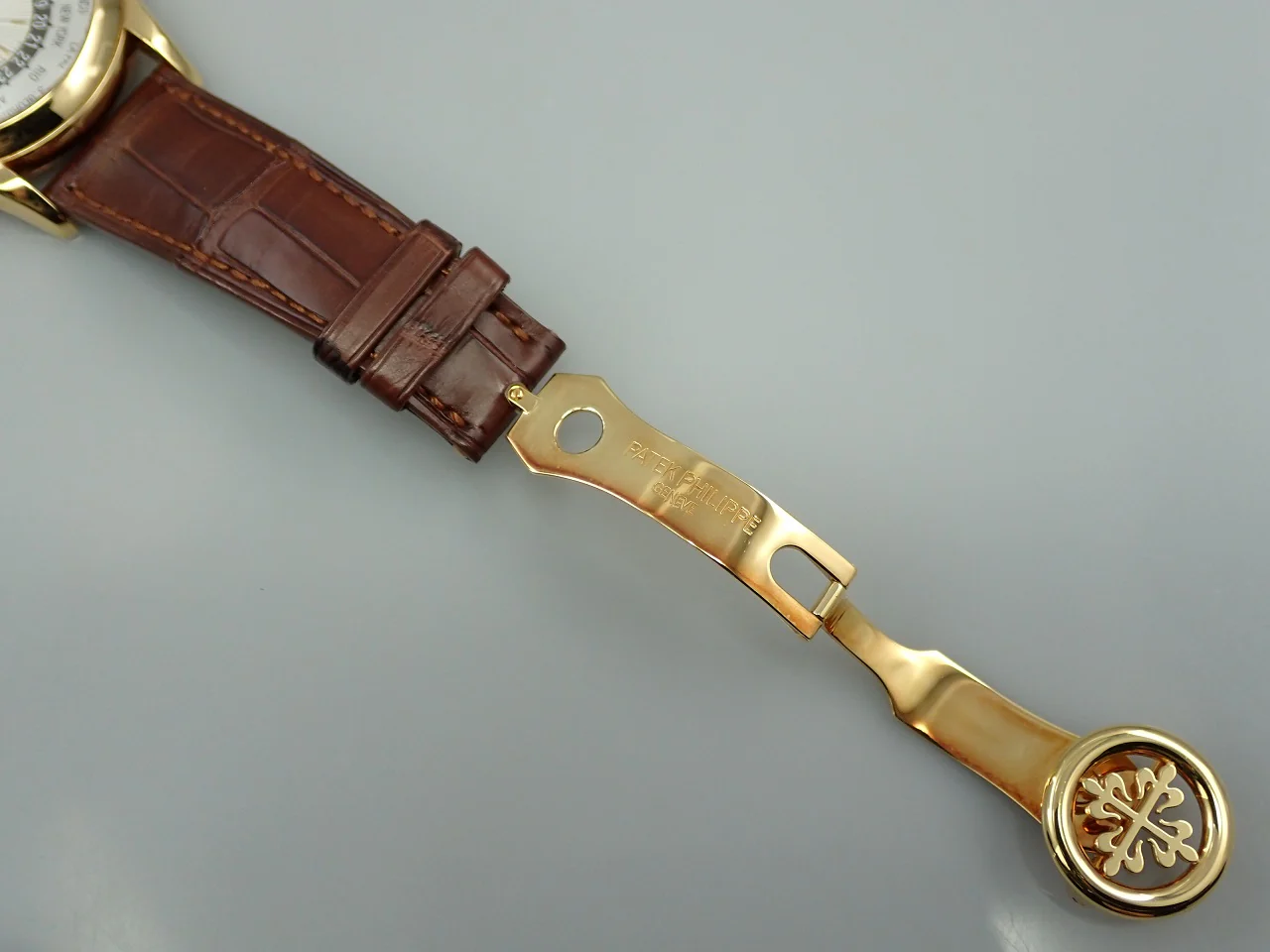 パテックフィリップ コンプリケーション ワールドタイム Ref.5130J-001 イエローゴールド シルバー文字盤 - Image 9