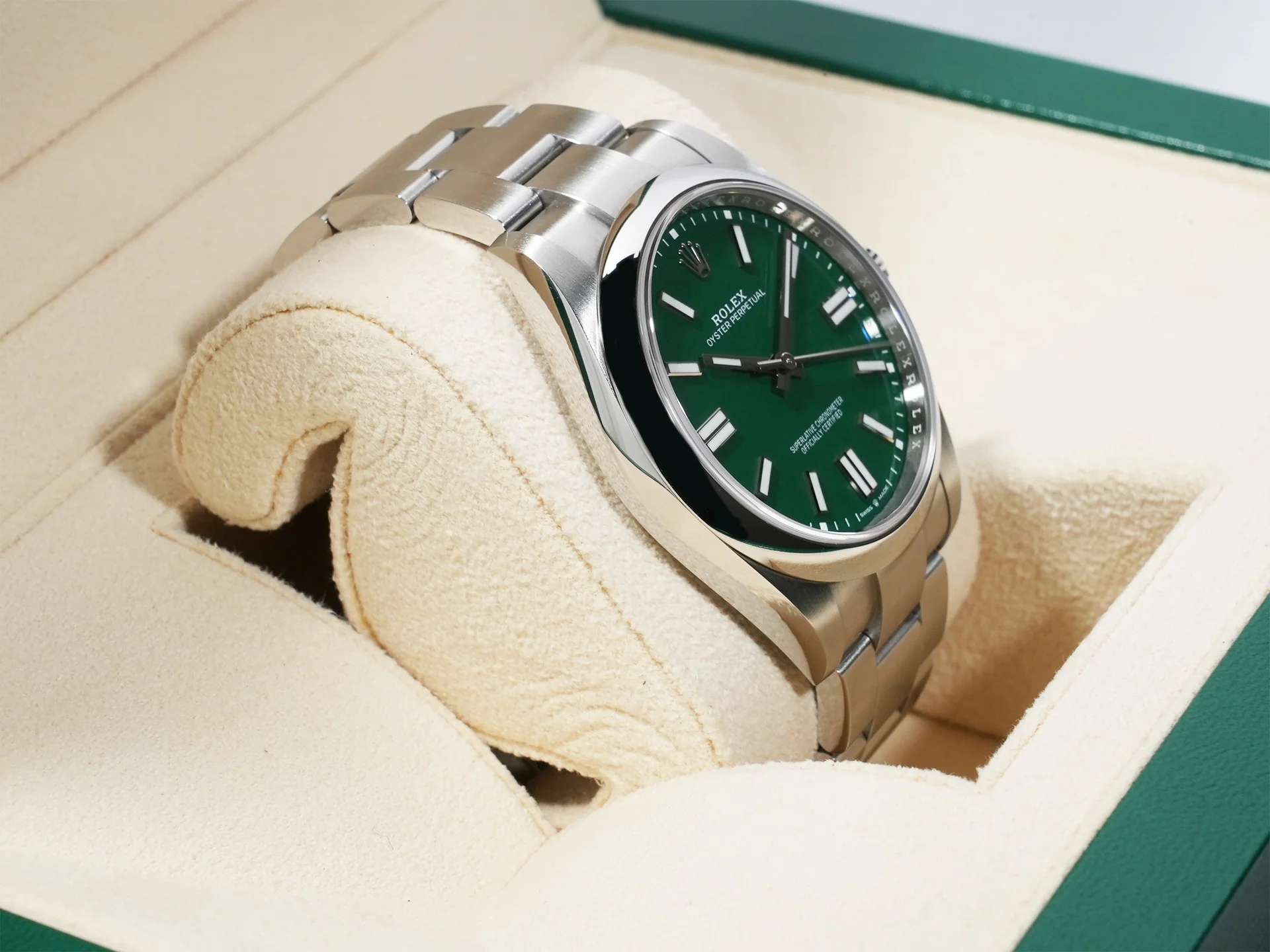 ロレックス オイスターパーペチュアル41 Ref.124300 ステンレススチール グリーン文字盤 美中古 f85iv3wh - Image 5