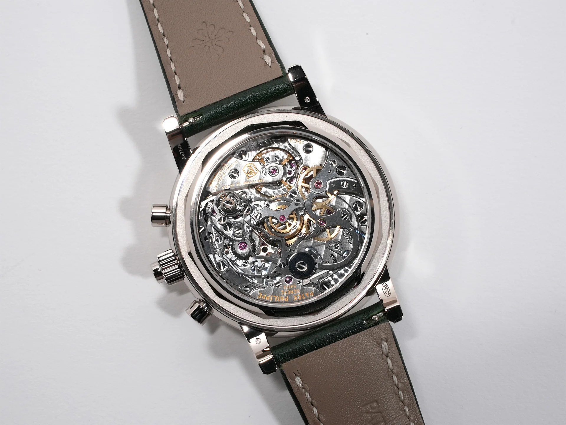 パテックフィリップ パーペチュアルカレンダー スプリットセコンド クロノグラフ Ref.5204G-001 ホワイトゴールド オリーブグリーンソレイユ文字盤 - Image 6