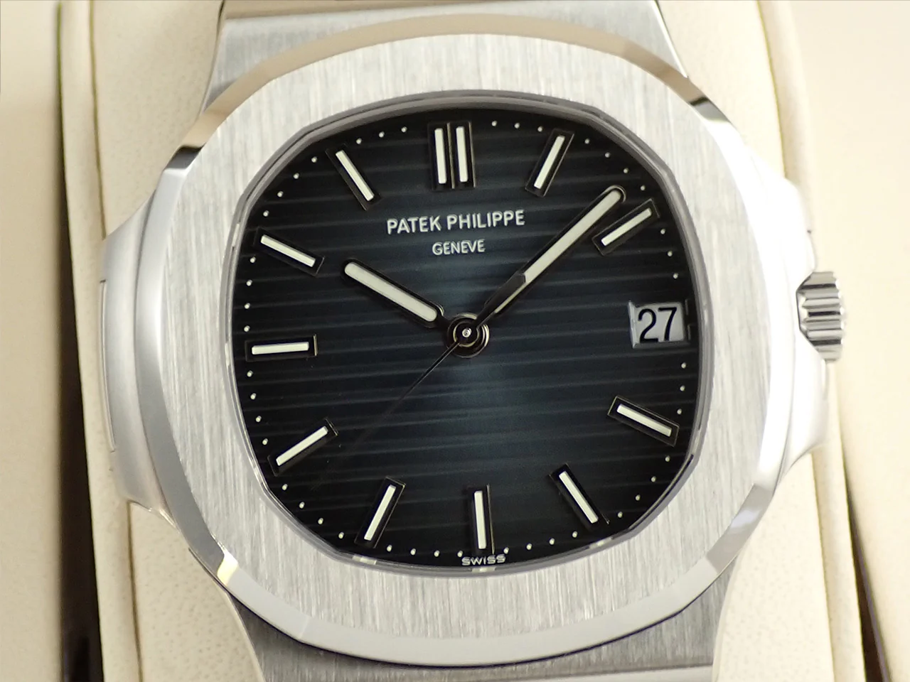 パテックフィリップ ノーチラス Ref.5711/1A-010 ステンレススチール ブルー文字盤 - Image 3