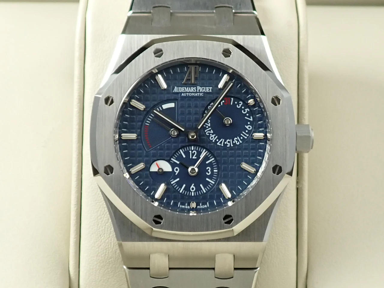 オーデマピゲ ロイヤルオーク デュアルタイム Ref.26120ST.OO.1220ST.02 ステンレススチール ブルー文字盤 - Image 2