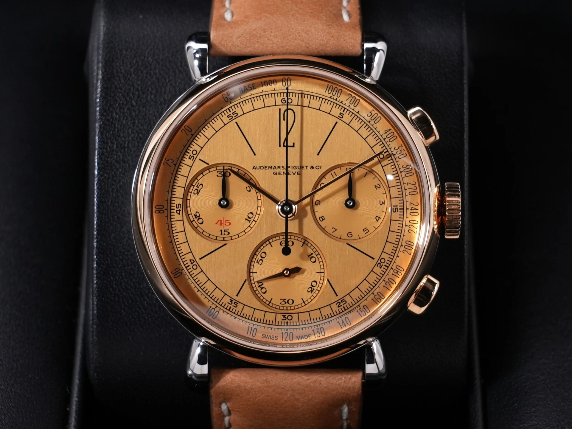 オーデマピゲ リマスター 01 クロノグラフ Ref.26595SR.OO.A032VE.01 ステンレススチール/ピンクゴールド イエローゴールドカラー文字盤 中古 gcn4b4xa - Image 2