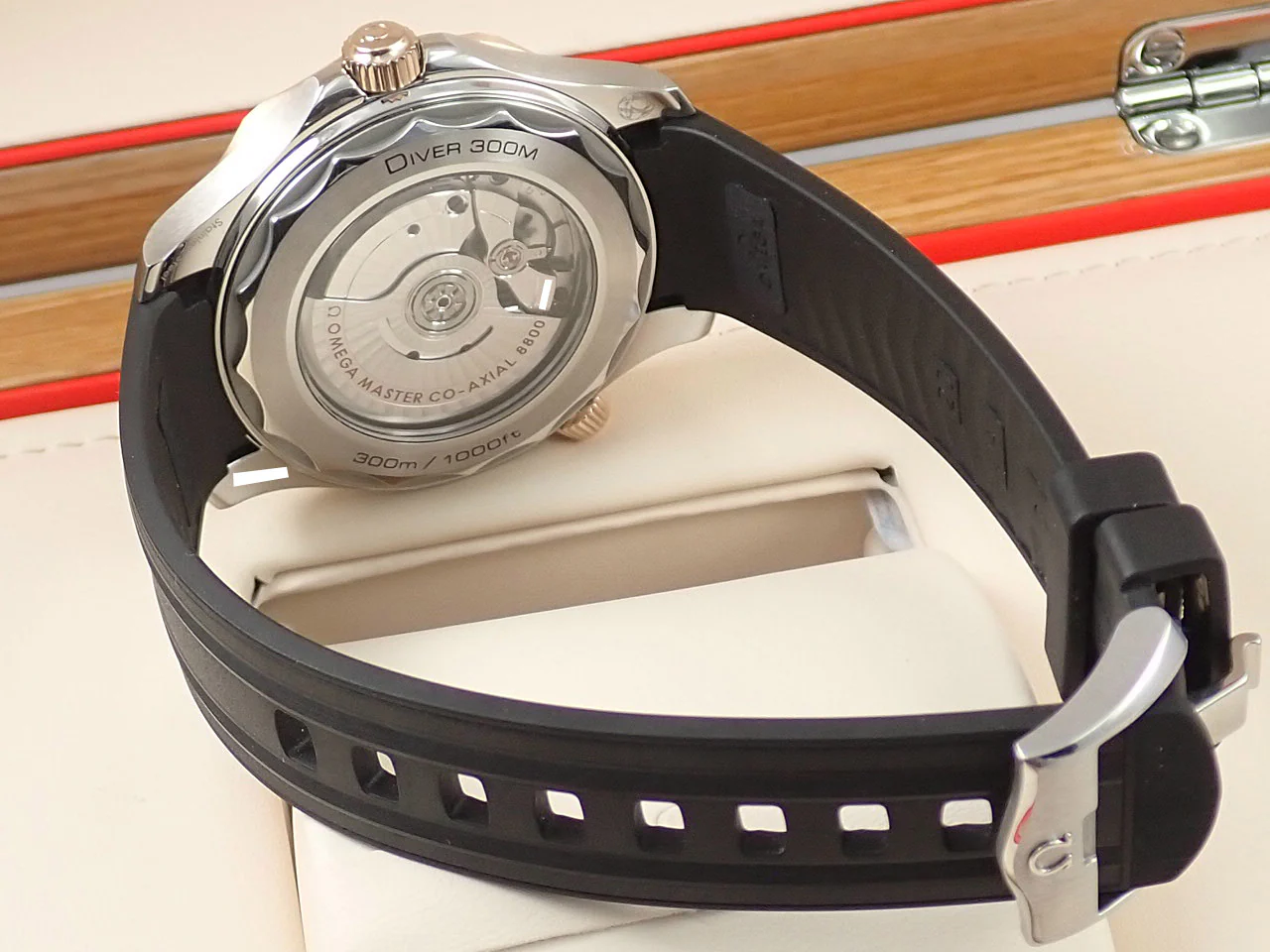 オメガ シーマスター ダイバー 300M コーアクシャル マスター クロノメーター 42MM Ref.210.22.42.20.01.002 ブラック文字盤 美品 H1HPWJCK - Image 7