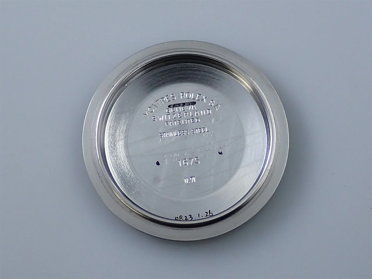 ロレックス GMTマスター Ref.1675 ステンレススチール ブラック文字盤 オイスターブレスレット - Image 14