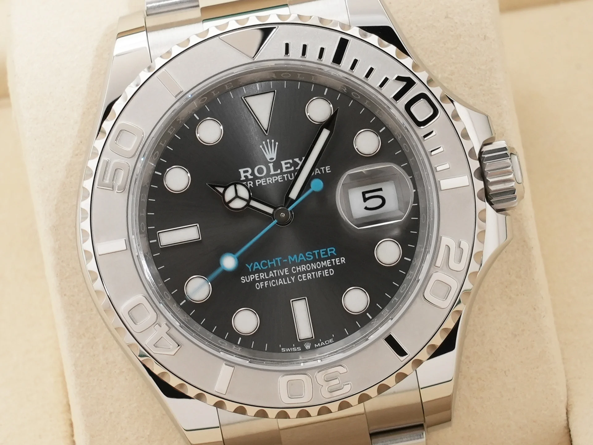 ロレックス ヨットマスター40 Ref.126622 ステンレススチール/プラチナ スレート文字盤 - Image 3