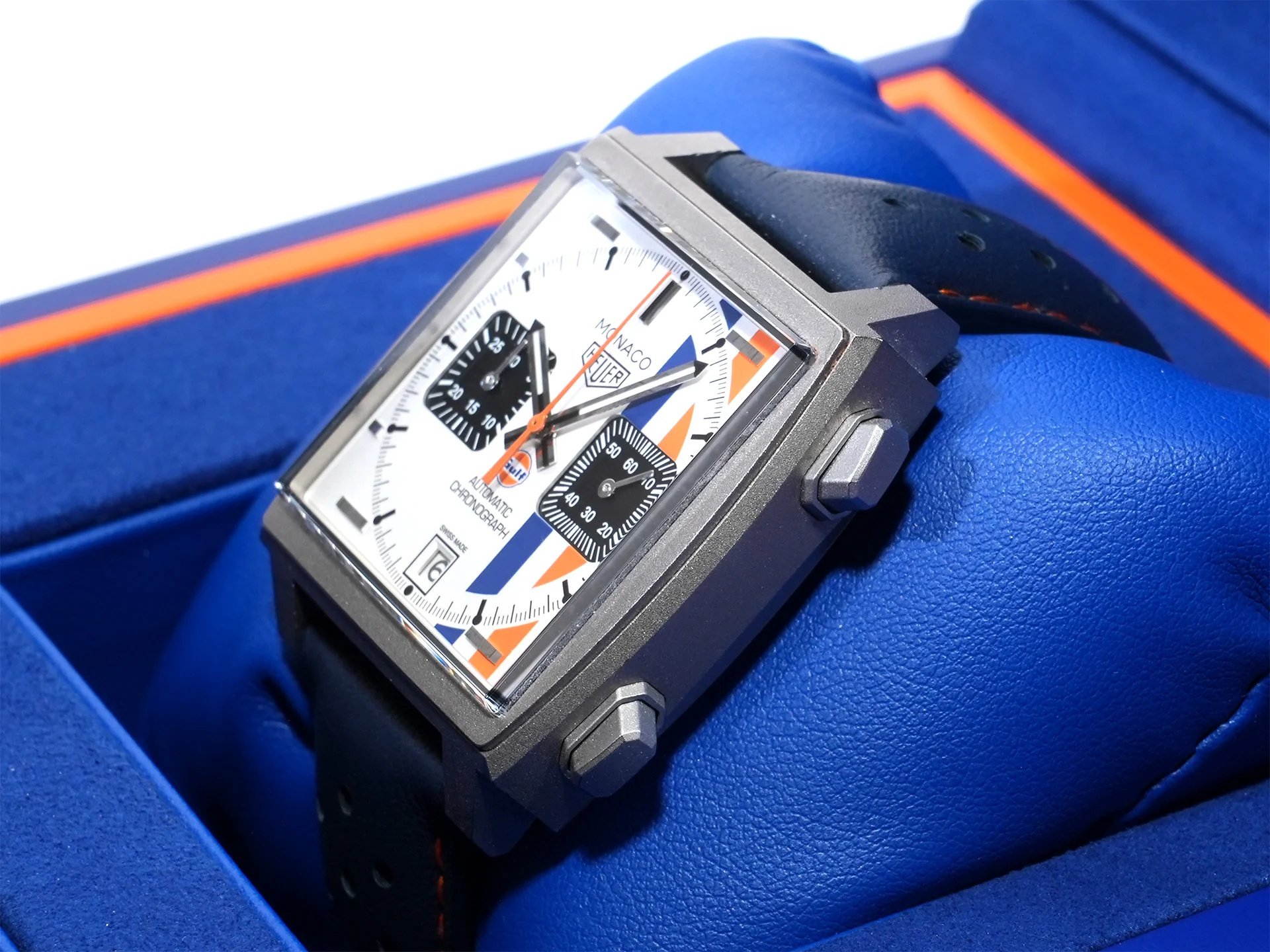 タグホイヤー モナコ クロノグラフ ガルフ Ref.CAW218G.EB0393 チタン ホワイト文字盤 美中古 icrtv9s2 - Image 5