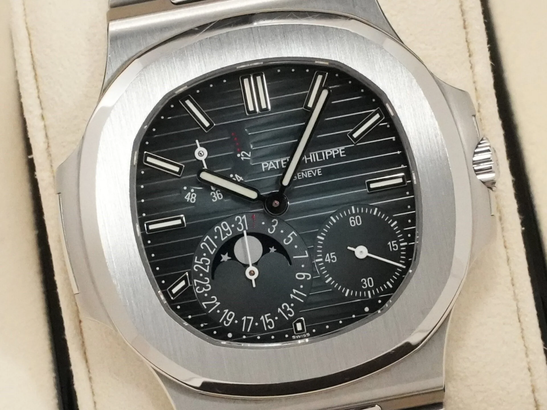 パテックフィリップ ノーチラス プチコンプリケーション Ref.5712/1A-001 ステンレススチール ブルー文字盤 - Image 3