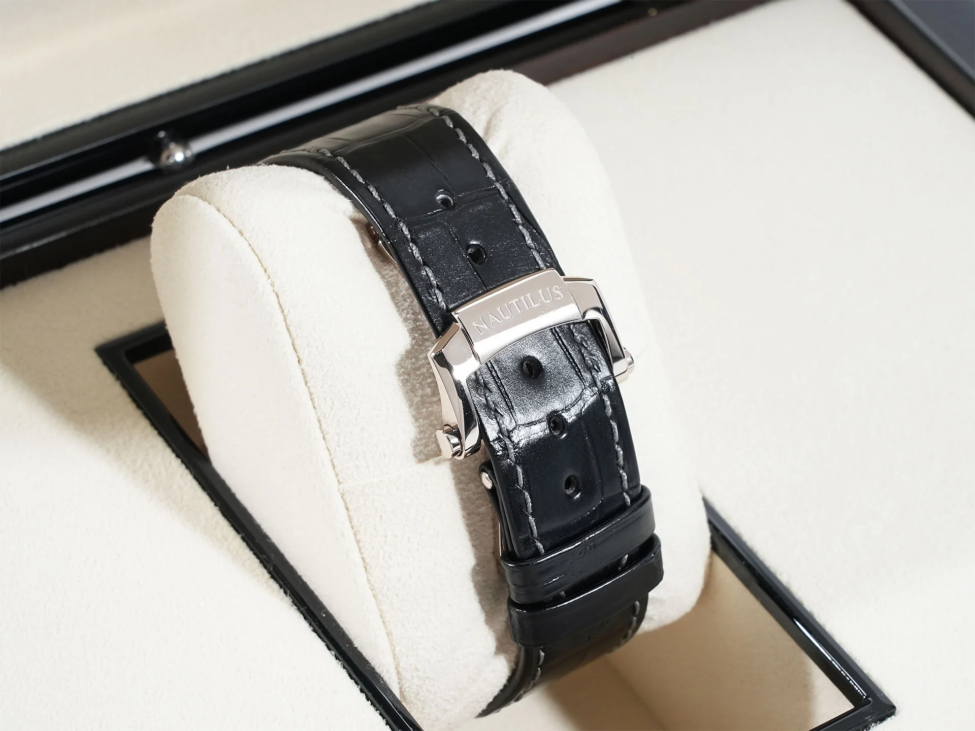 パテックフィリップ ノーチラス プチコンプリケーション Ref.5712G-001 ホワイトゴールド スレート文字盤 - Image 7