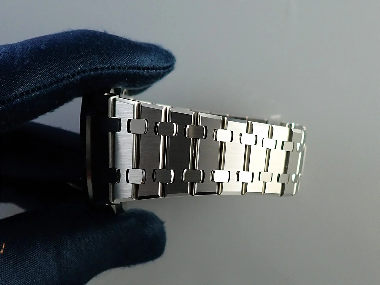 オーデマピゲ ロイヤルオーク Ref.15500ST.OO.1220ST.04 ステンレススチール シルバー文字盤 - Image 9