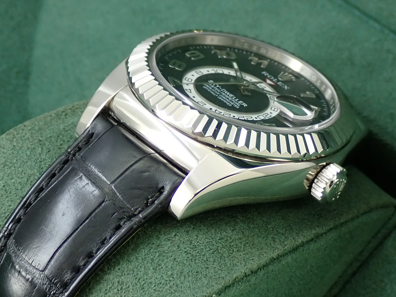 ロレックス スカイドゥエラー Ref.326139 ホワイトゴールド ブラック文字盤 革ベルト 美品 J3LUP412 - Image 6