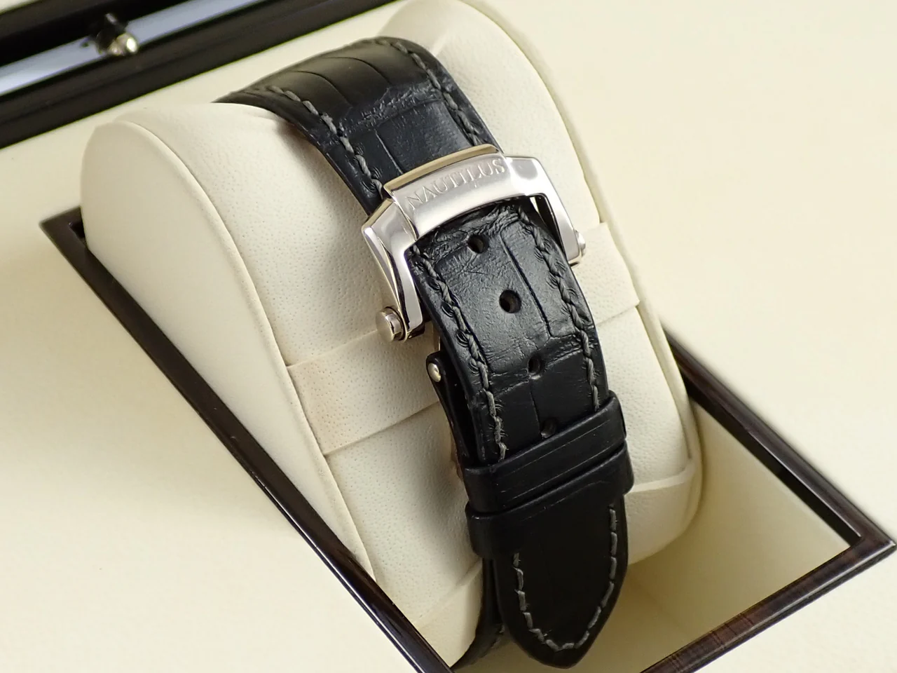 パテックフィリップ ノーチラス Ref.5711G-001 ホワイトゴールド グレー文字盤 - Image 7