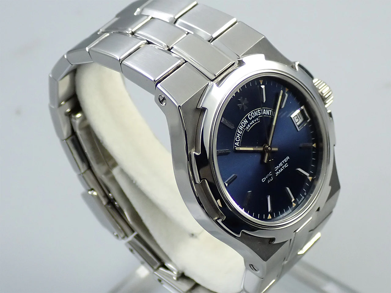 ヴァシュロンコンスタンタン オーヴァーシーズ Ref.42050/423A ブルー文字盤 中古 JLR9T228 - Image 5