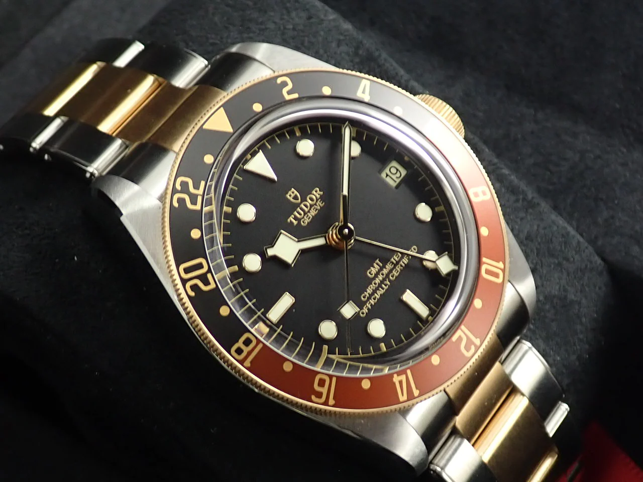 チューダー(チュードル) ヘリテージ ブラックベイ GMT S&G Ref.79833MN ブラック文字盤 未使用 JYMH6511 - Image 5