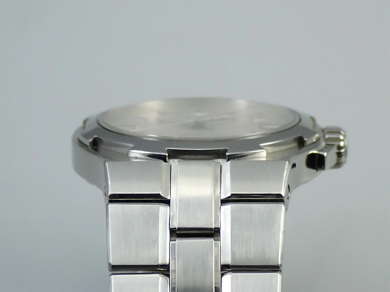 ヴァシュロンコンスタンタン オーヴァーシーズ Ref.42050/423A-8472 シルバー文字盤 中古 KA6U9761 - Image 6