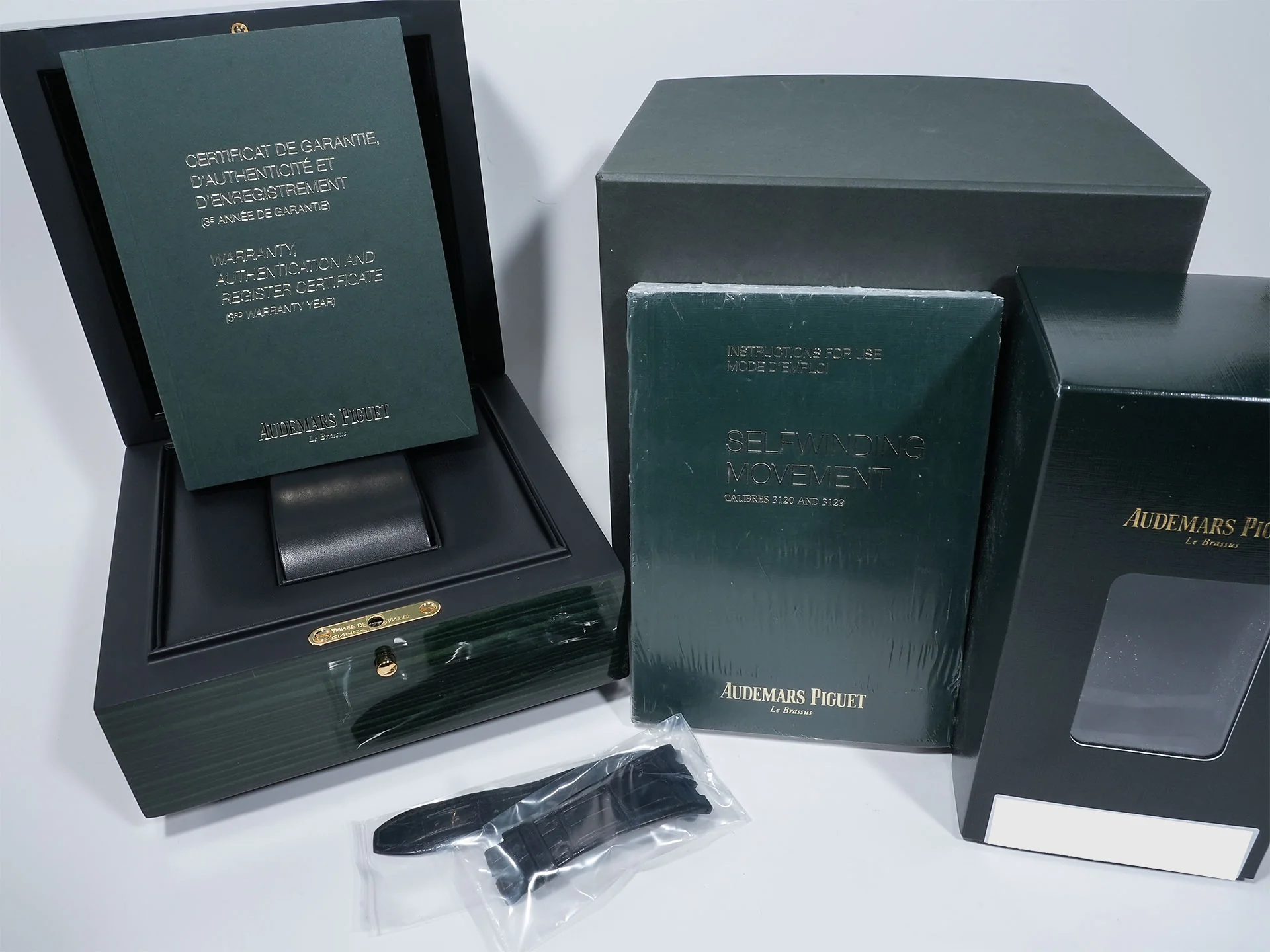 オーデマピゲ ロイヤルオーク Ref.15400OR.OO.D002CR.01 ピンクゴールド ブラック文字盤 中古 kk9pfqiv - Image 13