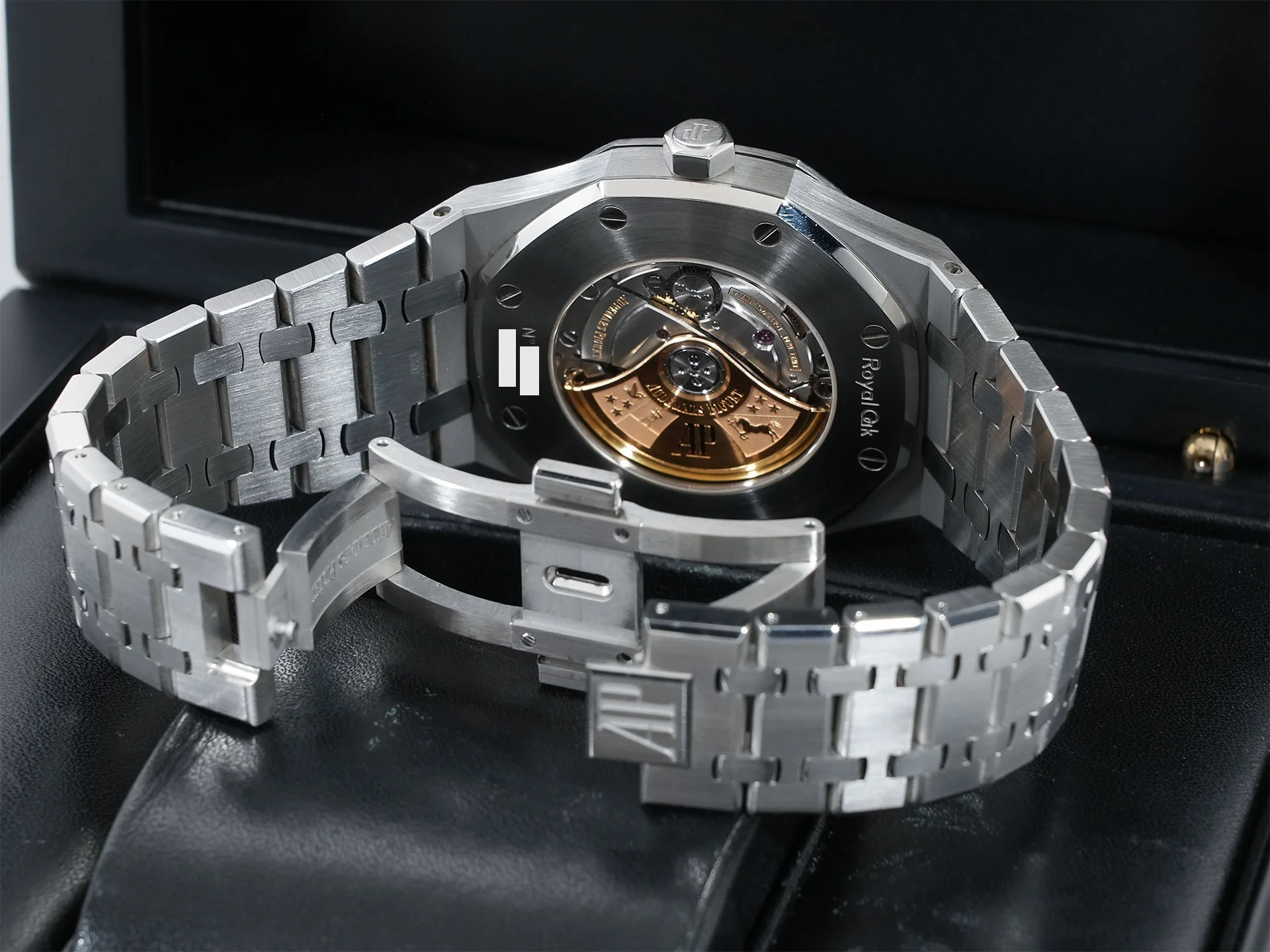 オーデマピゲ ロイヤルオーク Ref.15400ST.OO.1220ST.01 ステンレススチール ブラック文字盤 中古 kse9ao2m - Image 8