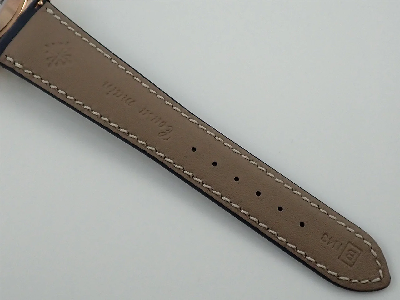 パテックフィリップ カラトラバ トラベルタイム Ref.5224R-001 ローズゴールド ブルー文字盤 - Image 11