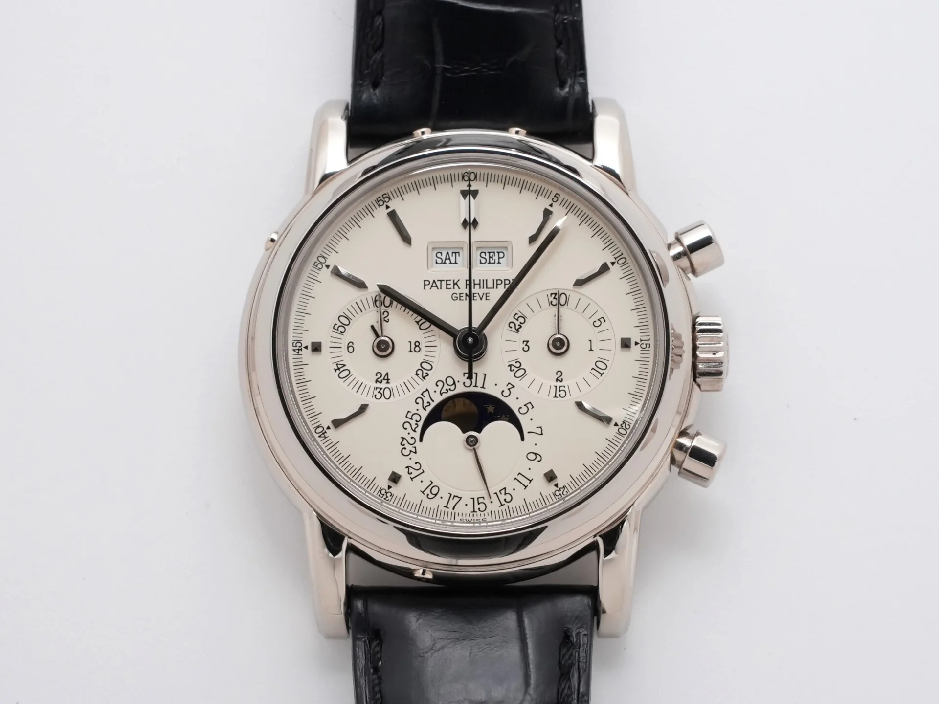 パテックフィリップ パーペチュアルカレンダー クロノグラフ Ref.3970EG-001 ホワイトゴールド シルバー文字盤 - Image 2