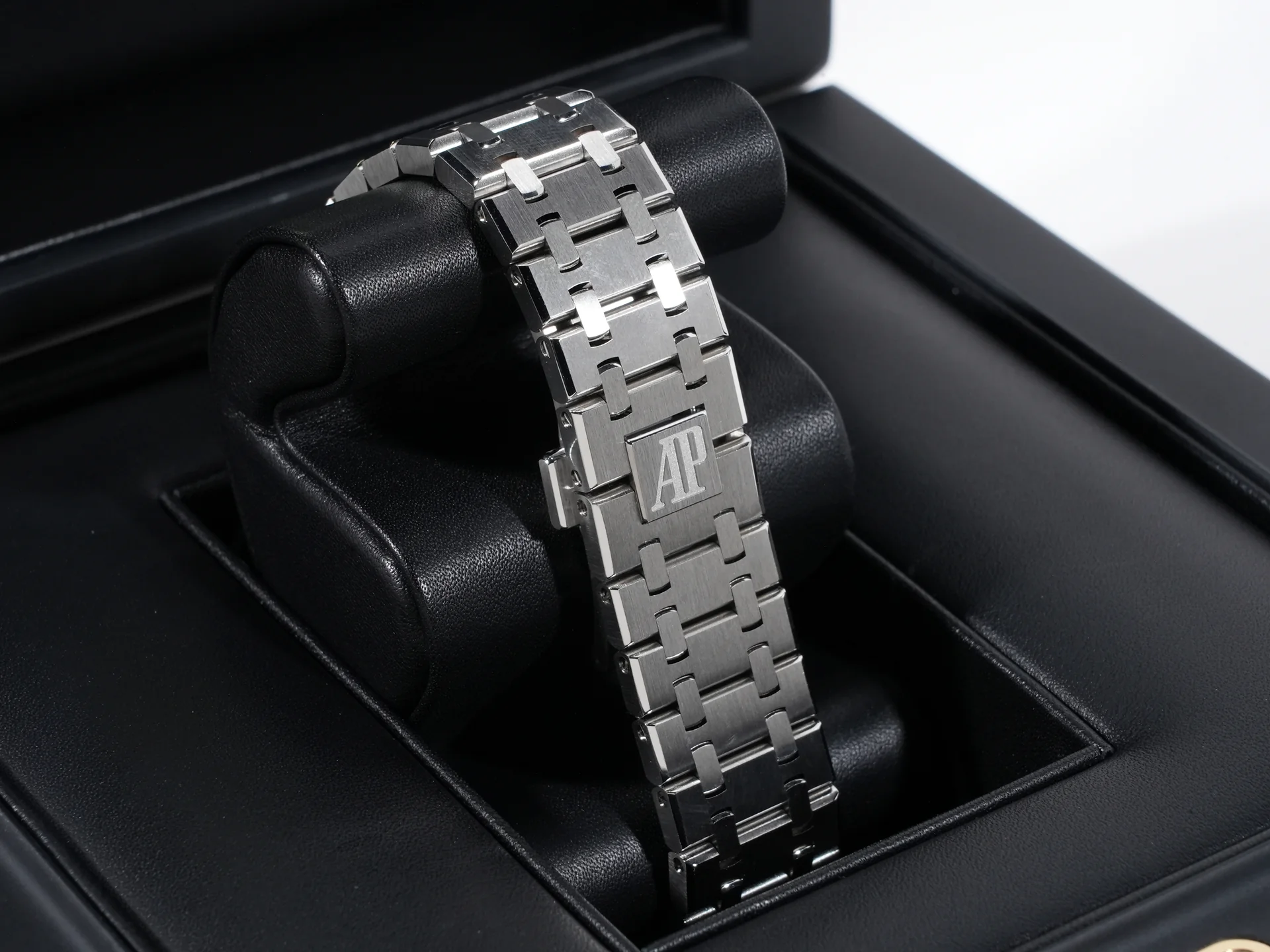 オーデマピゲ ロイヤルオーク Ref.15400ST.OO.1220ST.02 ステンレススチール シルバー文字盤 - Image 7