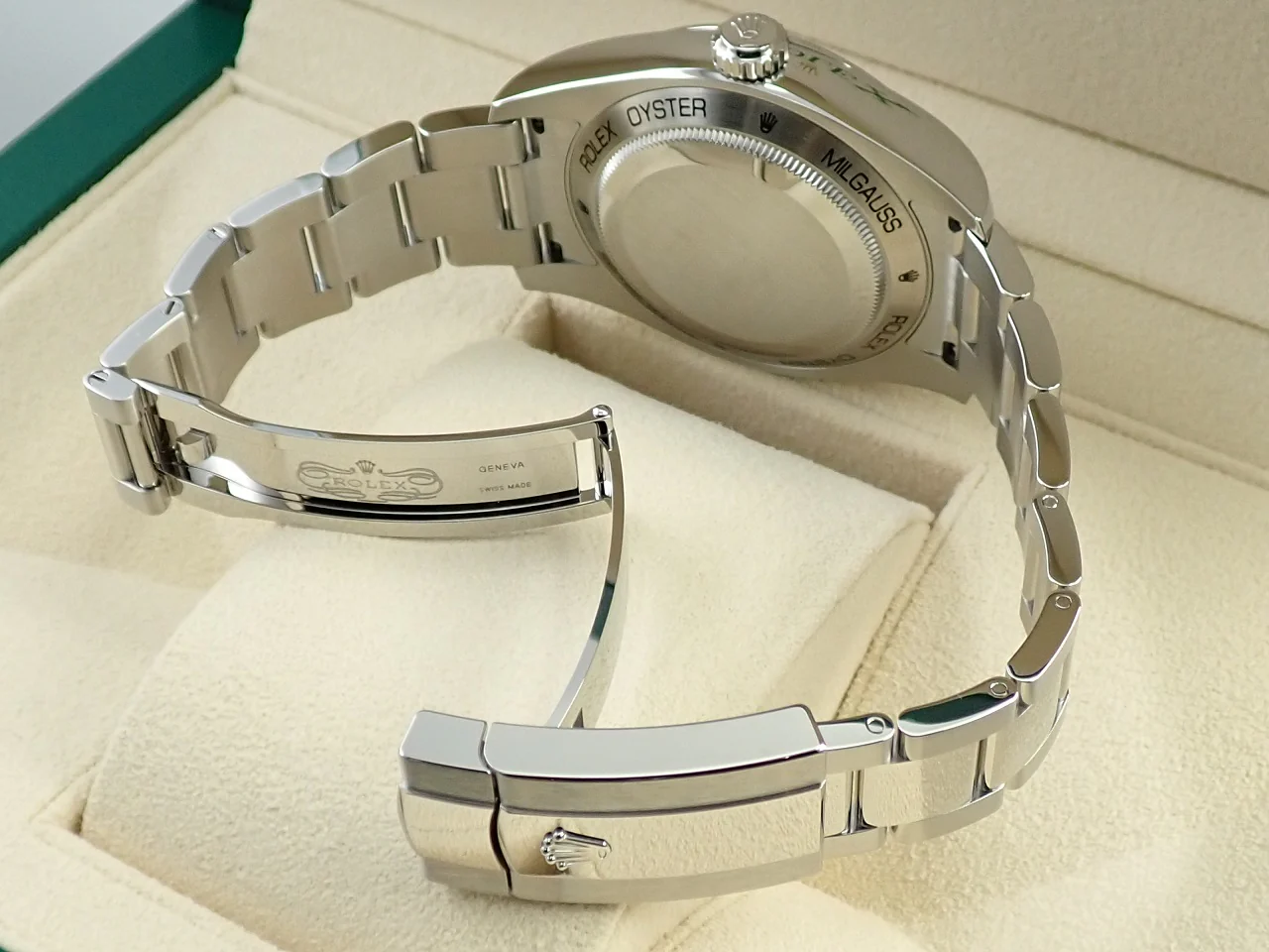ロレックス ミルガウス Ref.116400GV ステンレススチール ブラック文字盤 - Image 7