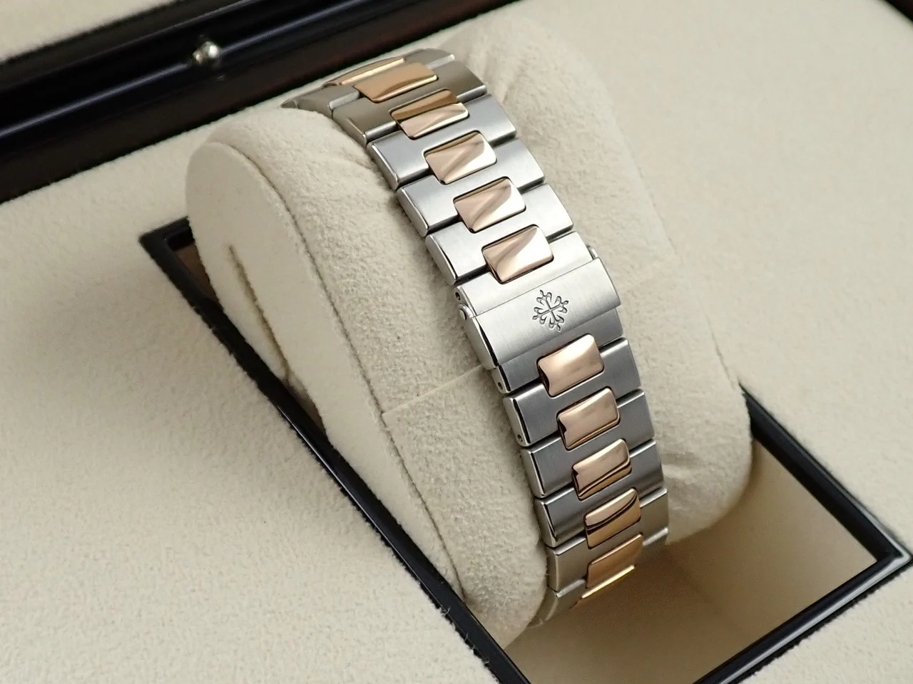 パテックフィリップ ノーチラス クロノグラフ Ref.5980/1AR-001 ステンレススチール/ローズゴールド ブルー文字盤 - Image 7