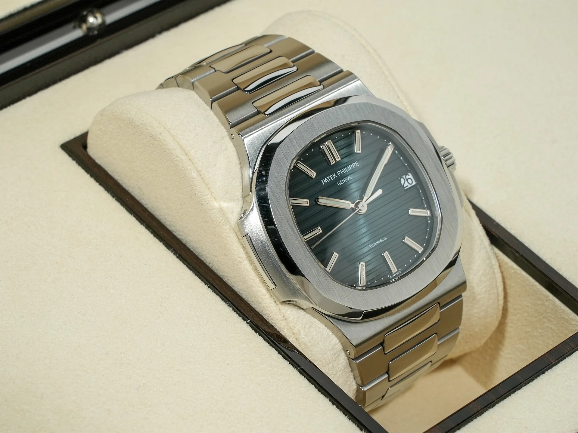 パテックフィリップ ノーチラス TIFFANY&CO. Ref.5711/1A-010 ステンレススチール ブルー文字盤 - Image 5