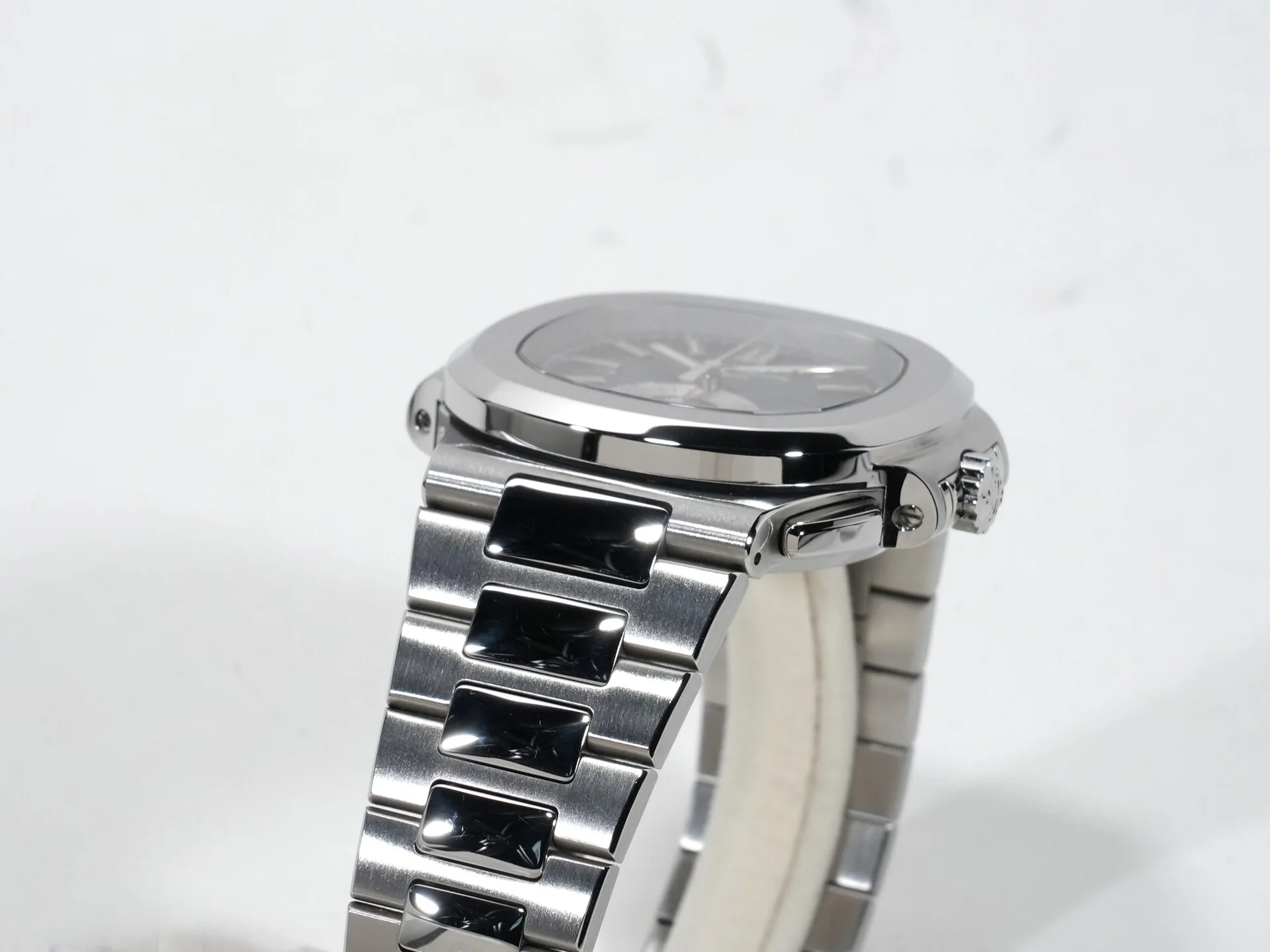 パテックフィリップ ノーチラス クロノグラフ Ref.5980/1A-001 ステンレススチール ブルー文字盤 - Image 6