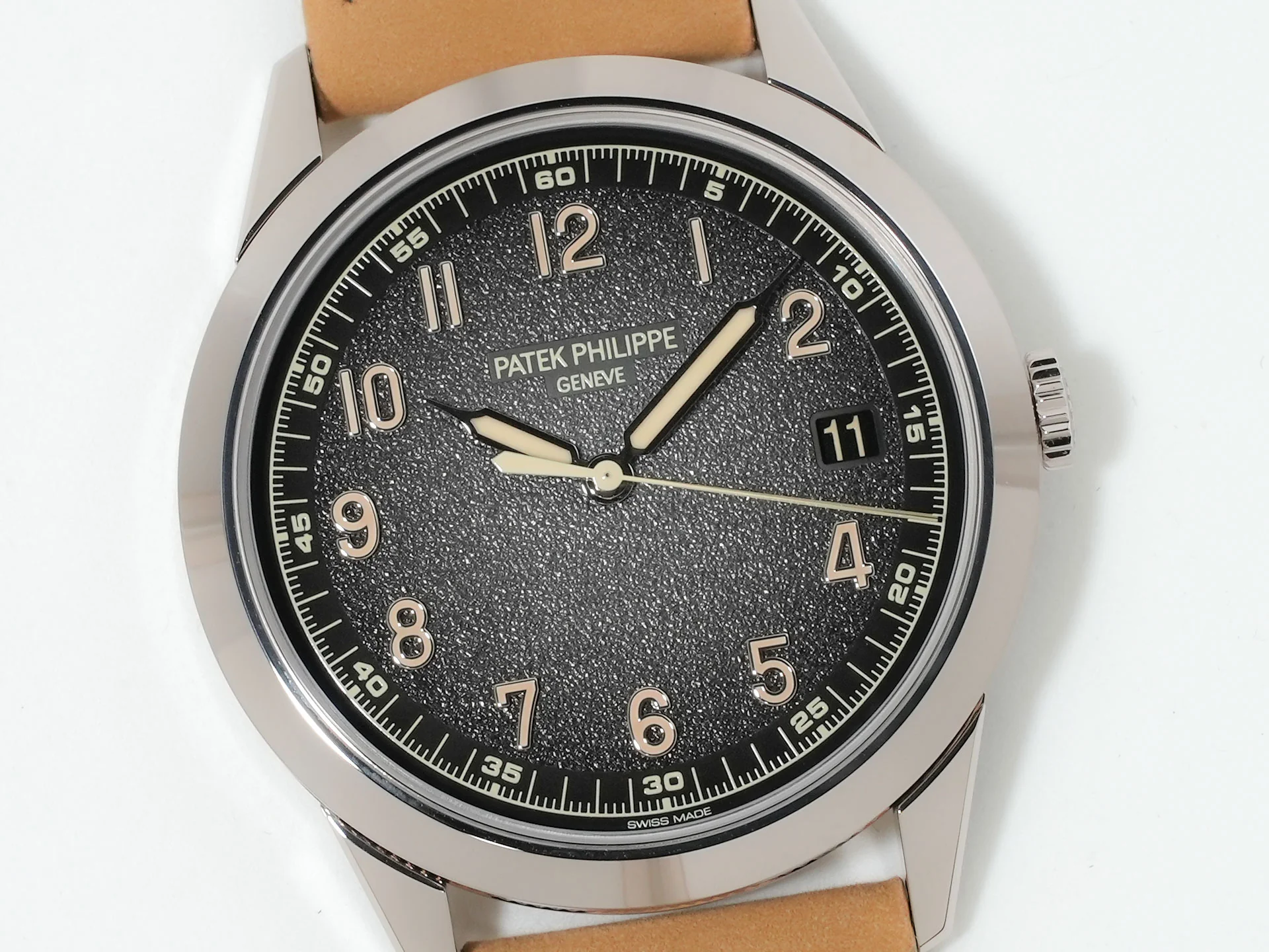 パテックフィリップ カラトラバ Ref.5226G-001 ホワイトゴールド ブラックグラデーションのテクスチャード ラック アントラサイト文字盤 美品 nsa8mg66 - Image 3