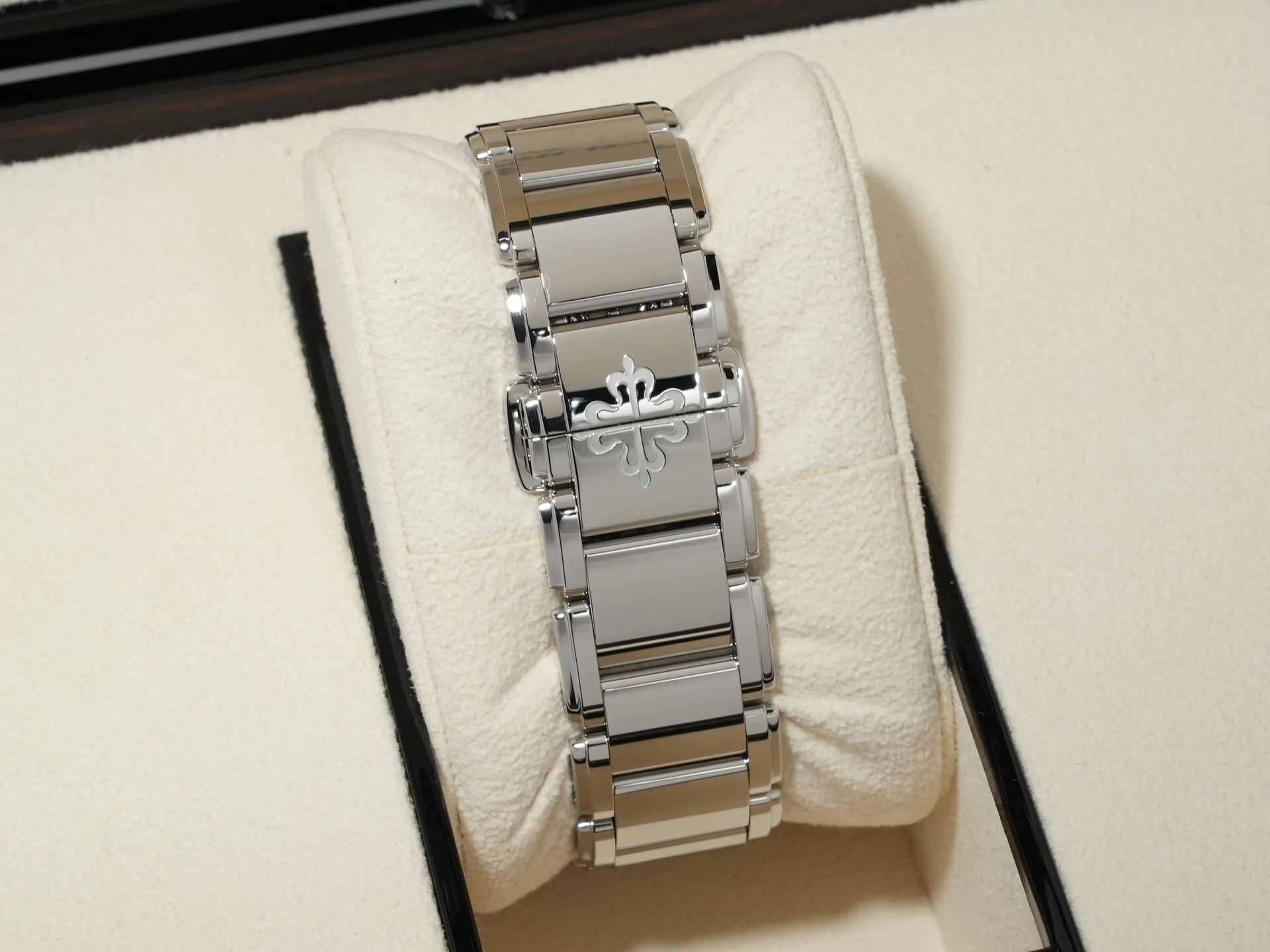 パテックフィリップ Twenty-4 Ref.7300/1200A-011 ステンレススチール オリーブグリーン ソレイユ文字盤 美品 osi6wzqf - Image 7