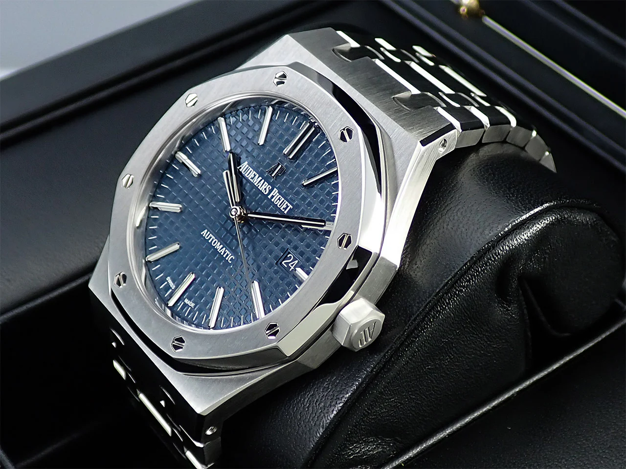 オーデマピゲ ロイヤルオーク Ref.15400ST.OO.1220ST.03 ステンレススチール ブルー文字盤 - Image 5