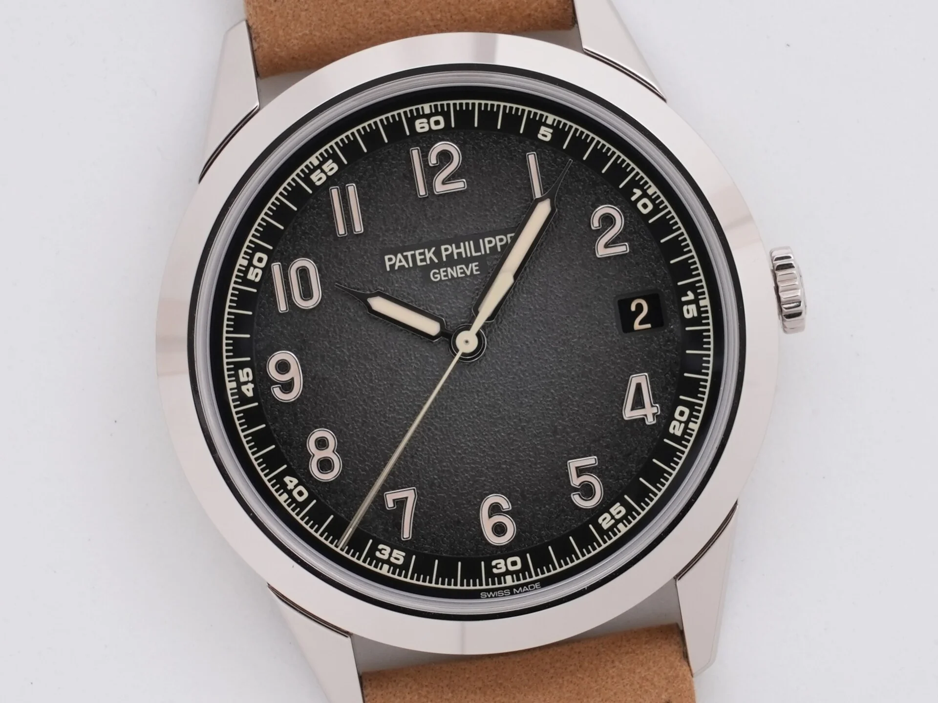 パテックフィリップ カラトラバ Ref.5226G-001 ホワイトゴールド ブラックグラデーションのテクスチャード ラック アントラサイト文字盤 極美品 pwhmxohs - Image 3