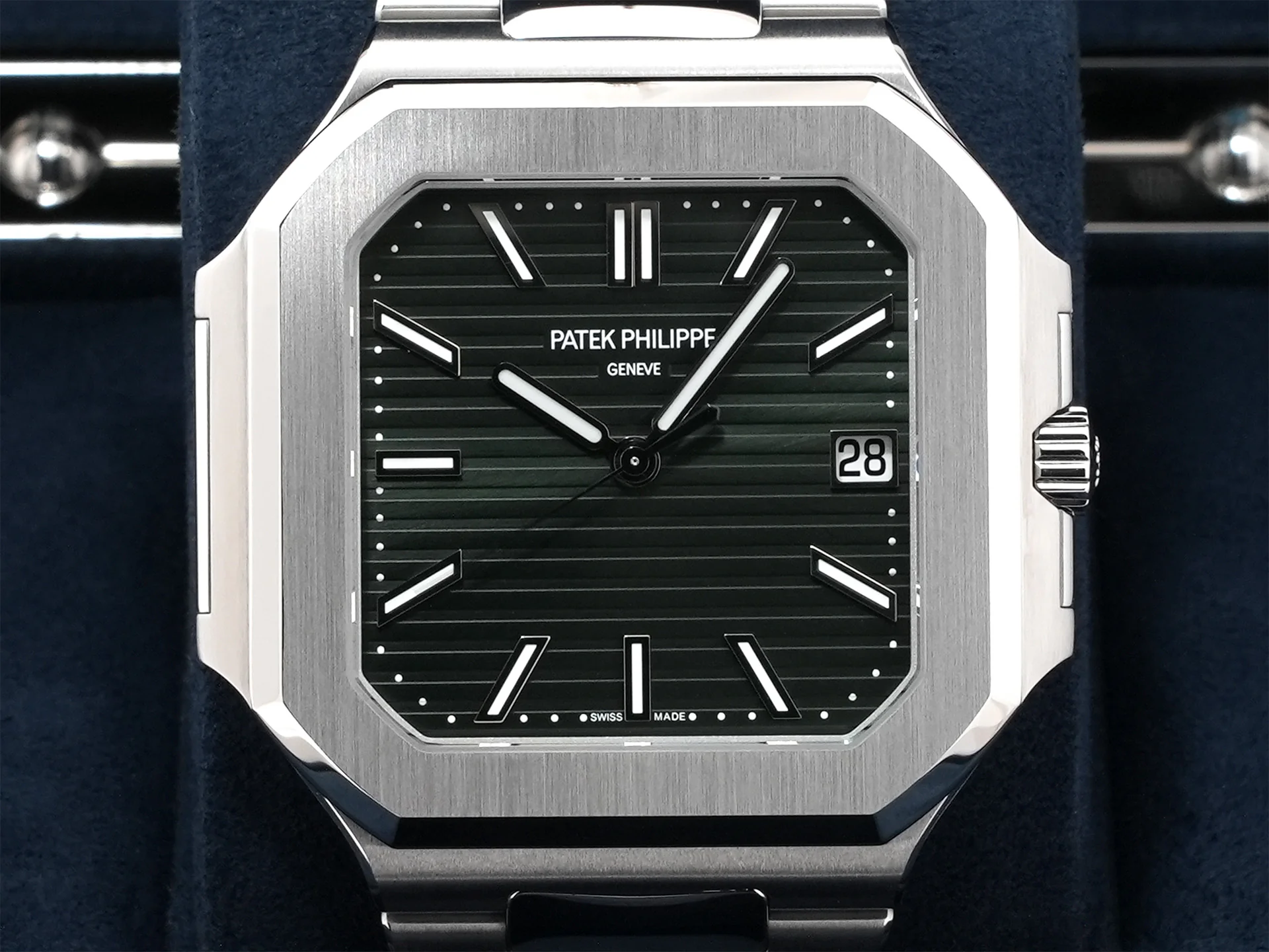 パテックフィリップ キュビタス Ref.5821/1A-001 ステンレススチール グリーン文字盤 - Image 2