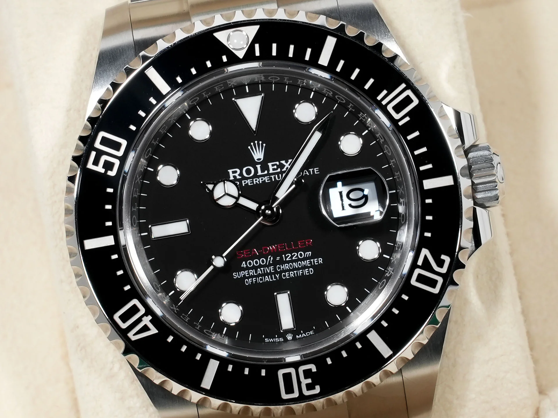 ロレックス シードゥエラー Ref.126600 ステンレススチール ブラック文字盤 - Image 3