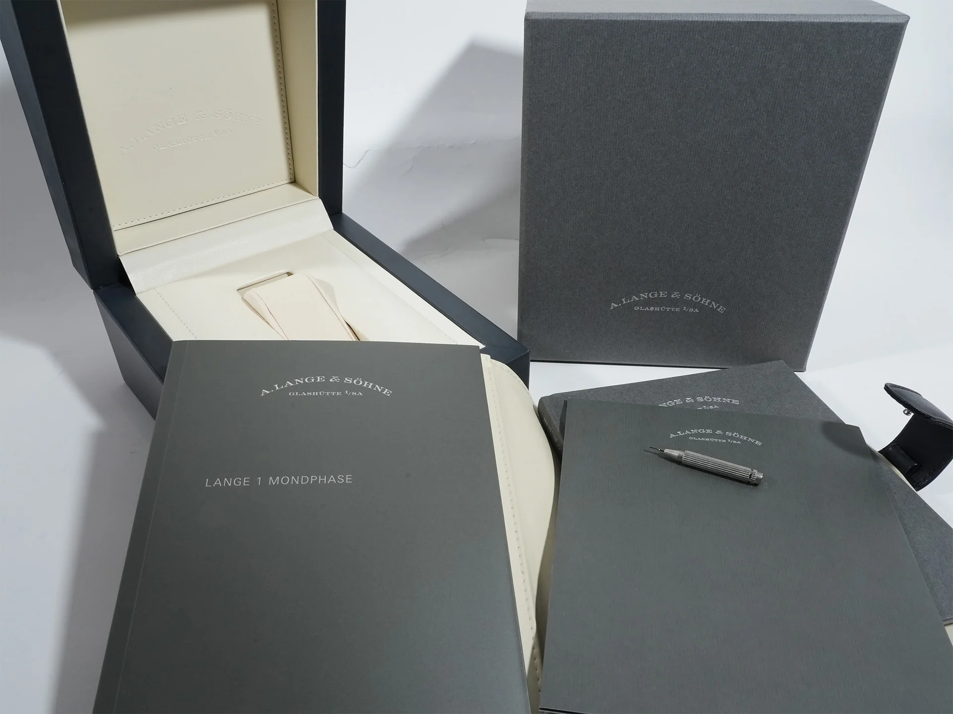 A.ランゲ&ゾーネ ランゲ1 ムーンフェイズ Ref.192.029 18KWG ブラック文字盤 未使用 re6dooiv - Image 11