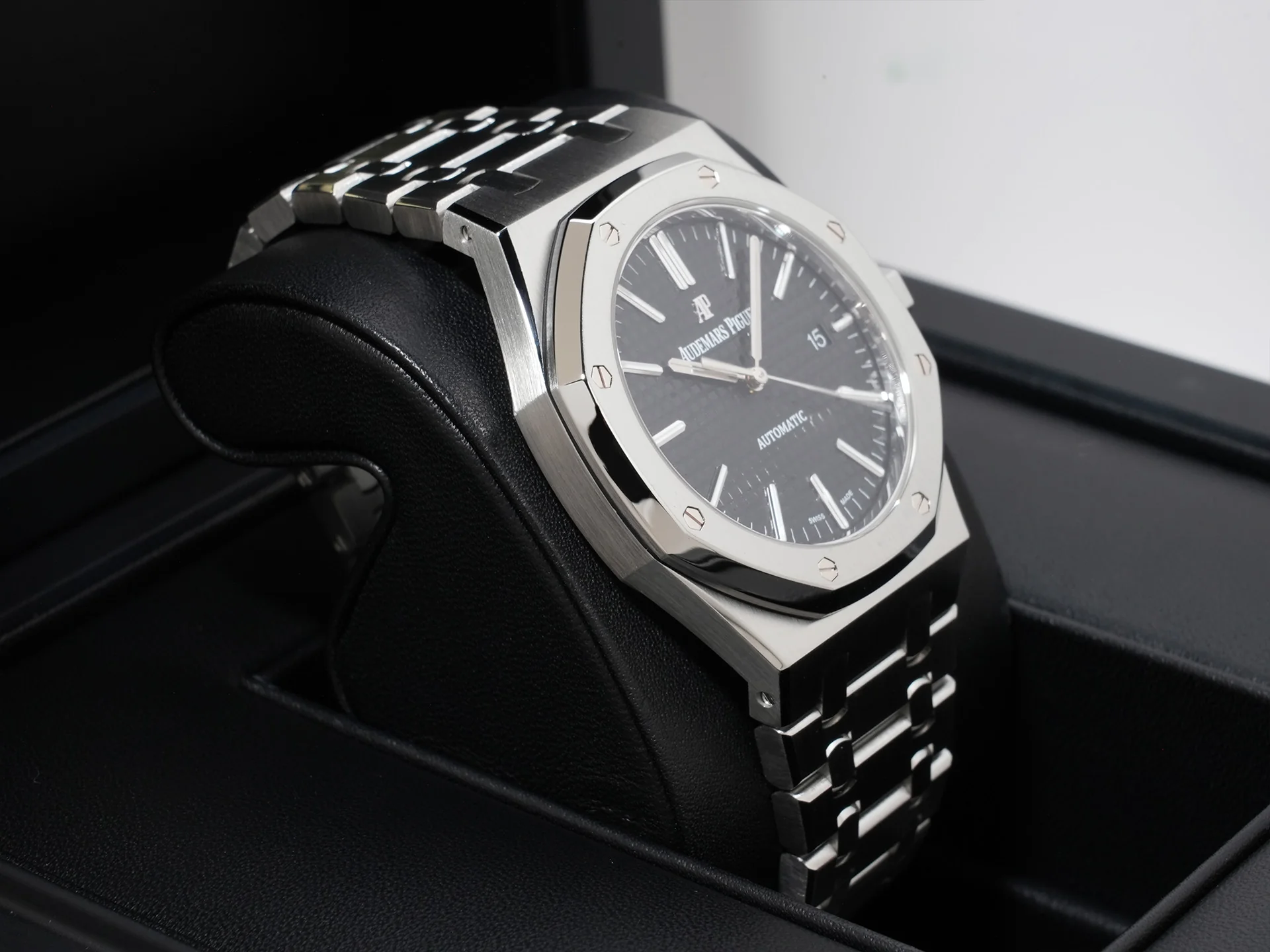 オーデマピゲ ロイヤルオーク Ref.15400ST.OO.1220ST.01 ステンレススチール ブラック文字盤 - Image 5